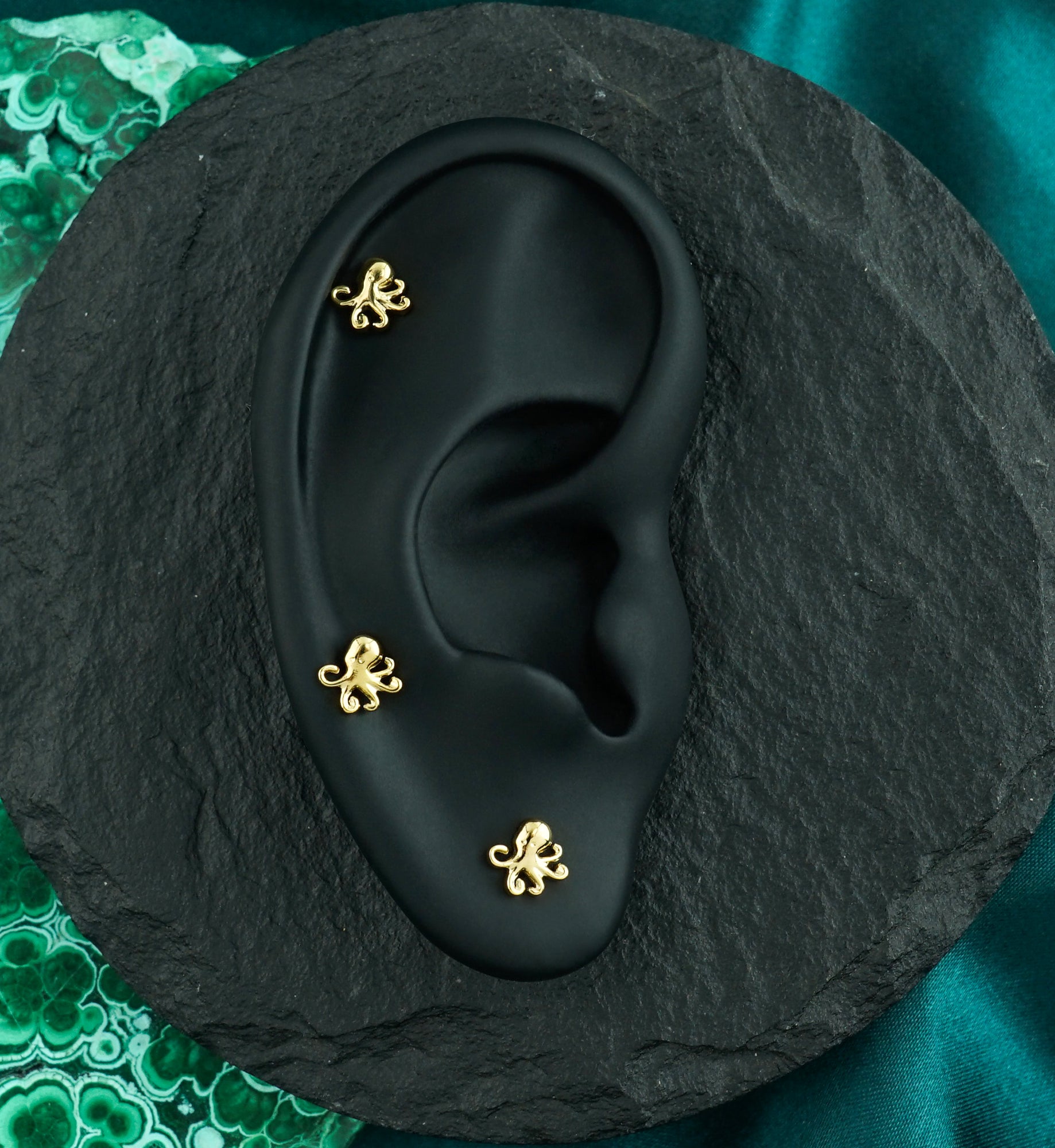 24kt Gold PVD Octopod Titanium Threadless Top