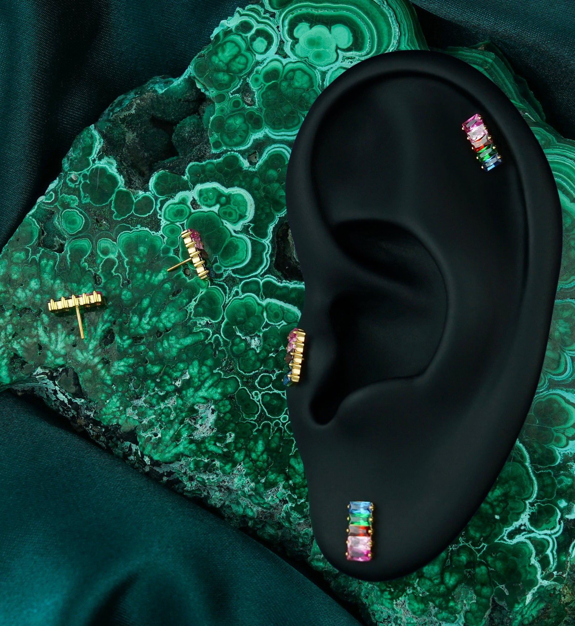 24kt Gold PVD Rainbow CZ Baguette Tower Titanium Threadless Top