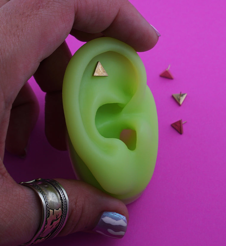 24kt Gold PVD Score Triangle Titanium Threadless Top