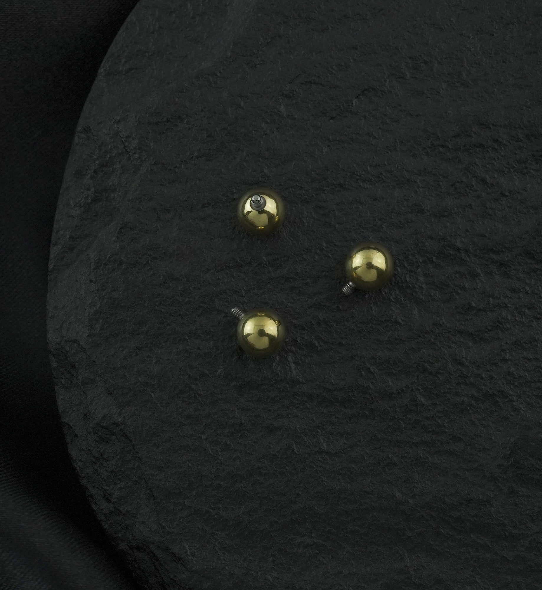24kt Gold PVD Titanium Internally Threaded Ball Top