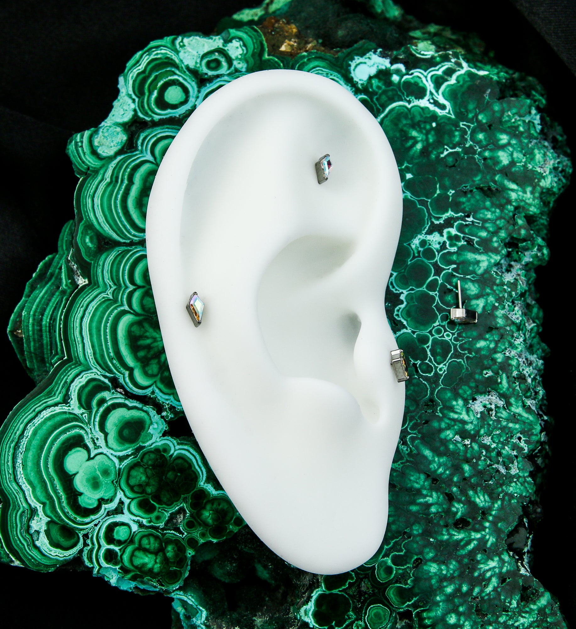 Tetra Rainbow Aurora CZ Titanium Threadless Top