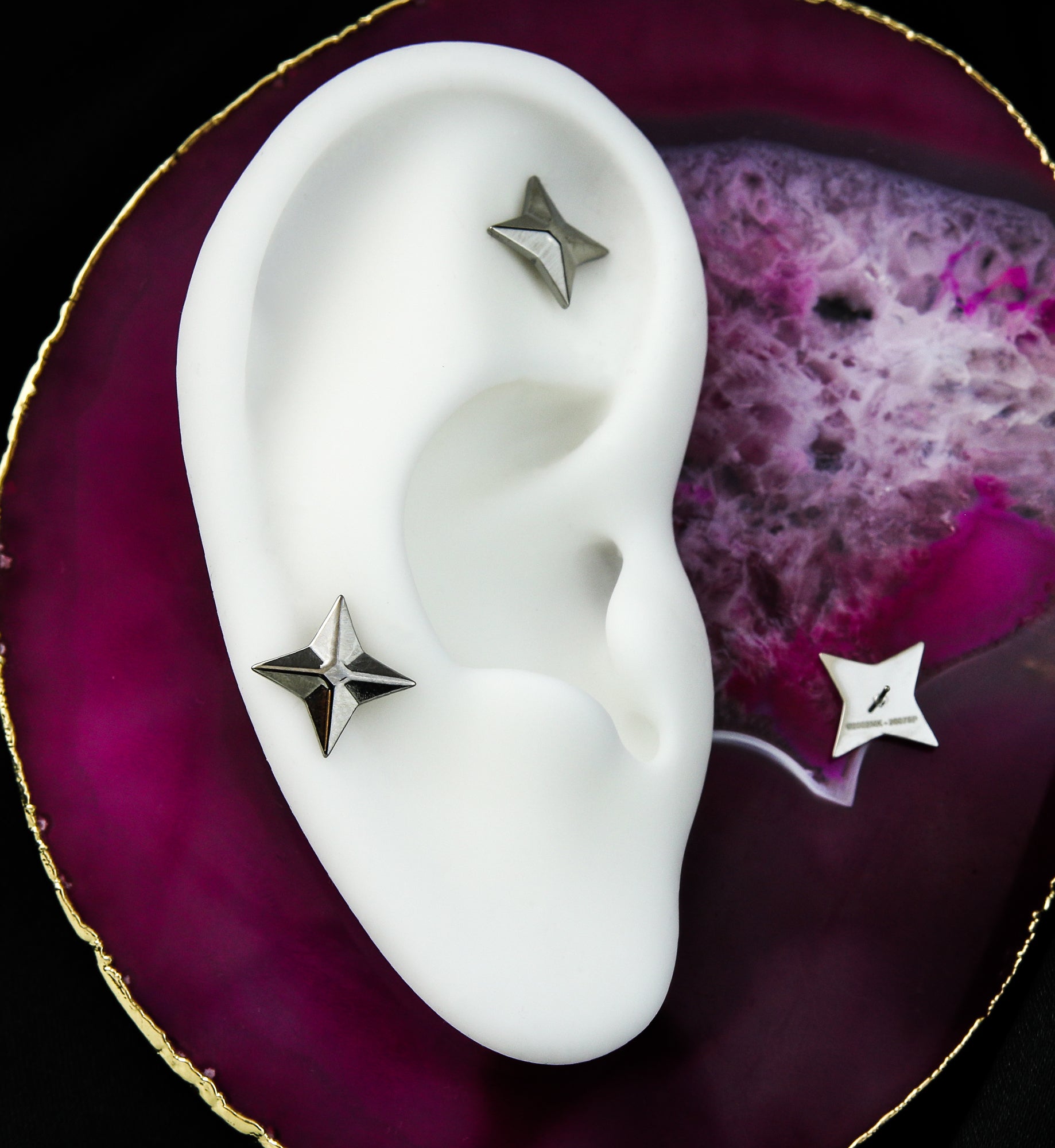 Naruto Shurekin Titanium Threadless Top