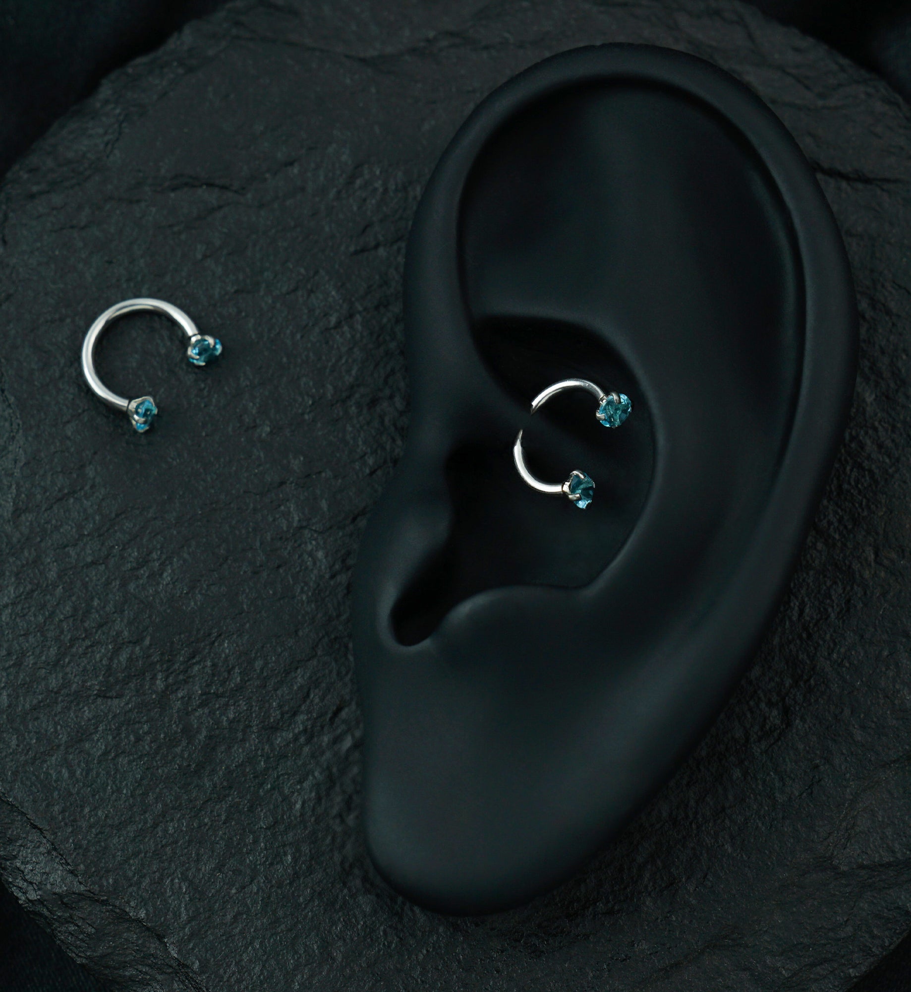 Aqua CZ Prong Set Circular Barbell