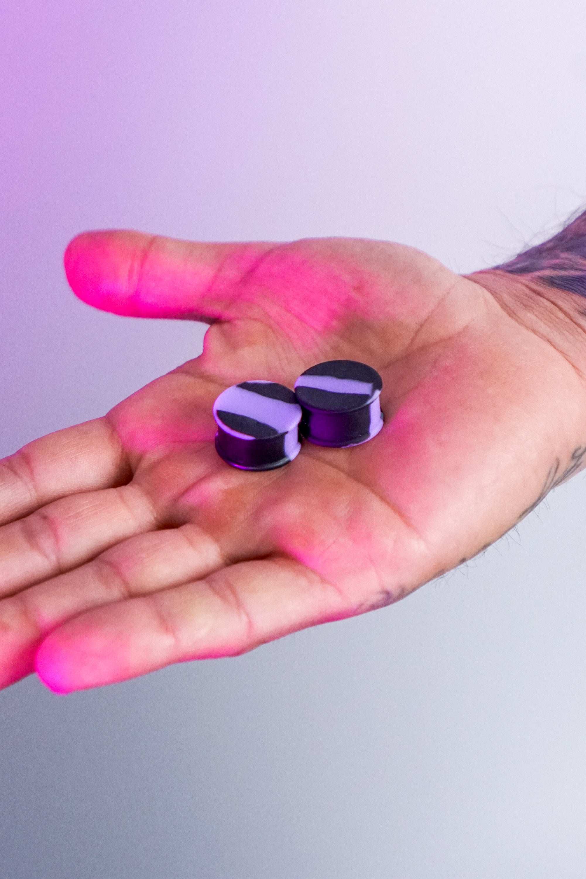 Lavender And Black Double Flare Silicone Plugs