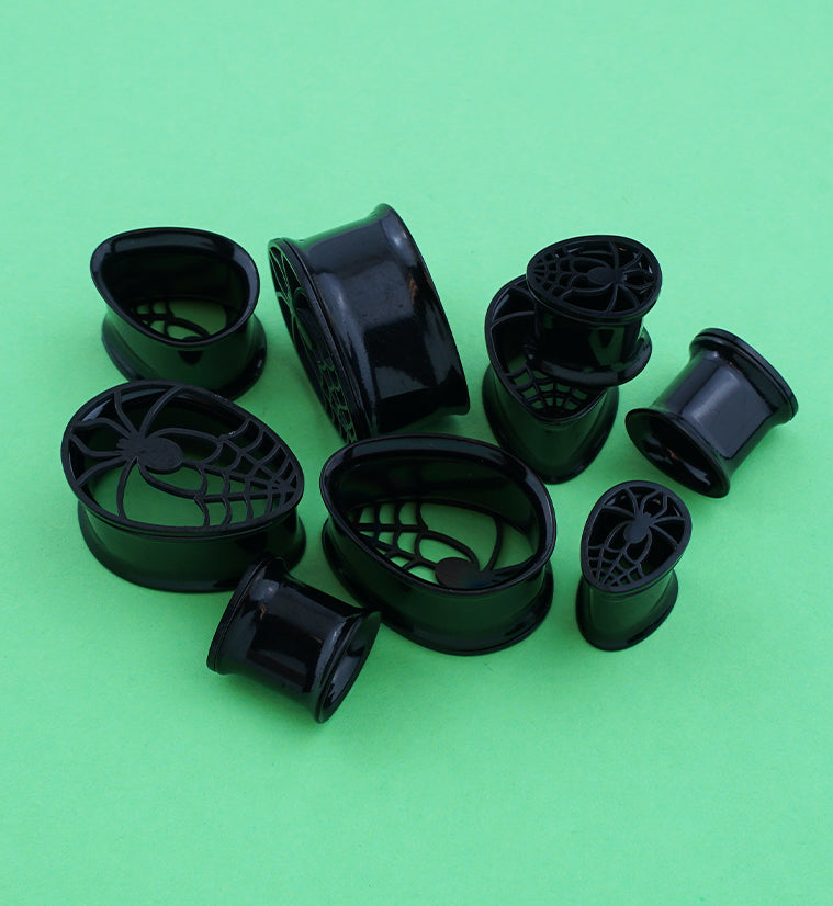 Black PVD Teardrop Spider Web Cutout Tunnel Plugs