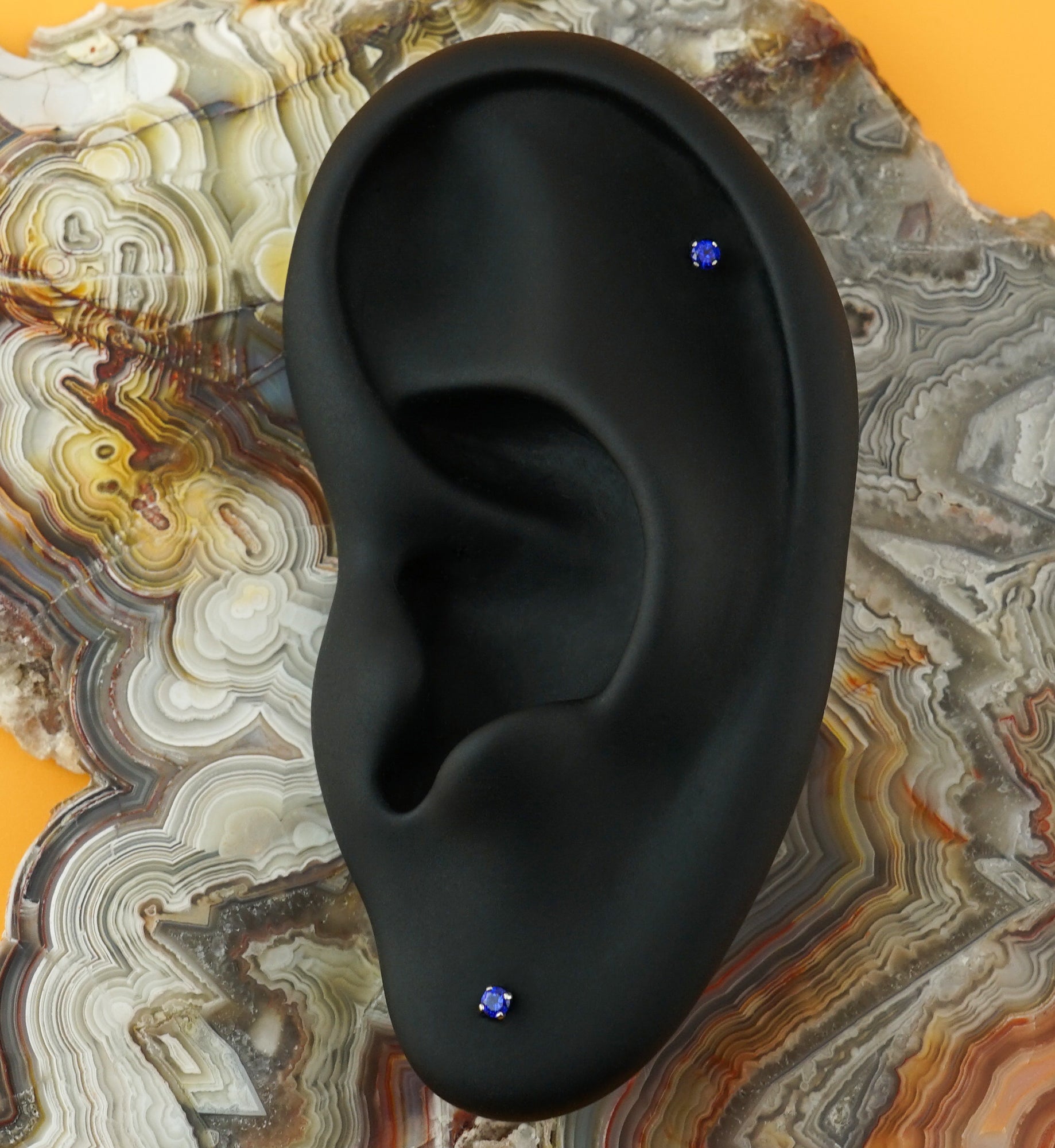 Blue CZ Prong Internally Threaded Mini Disc Labret