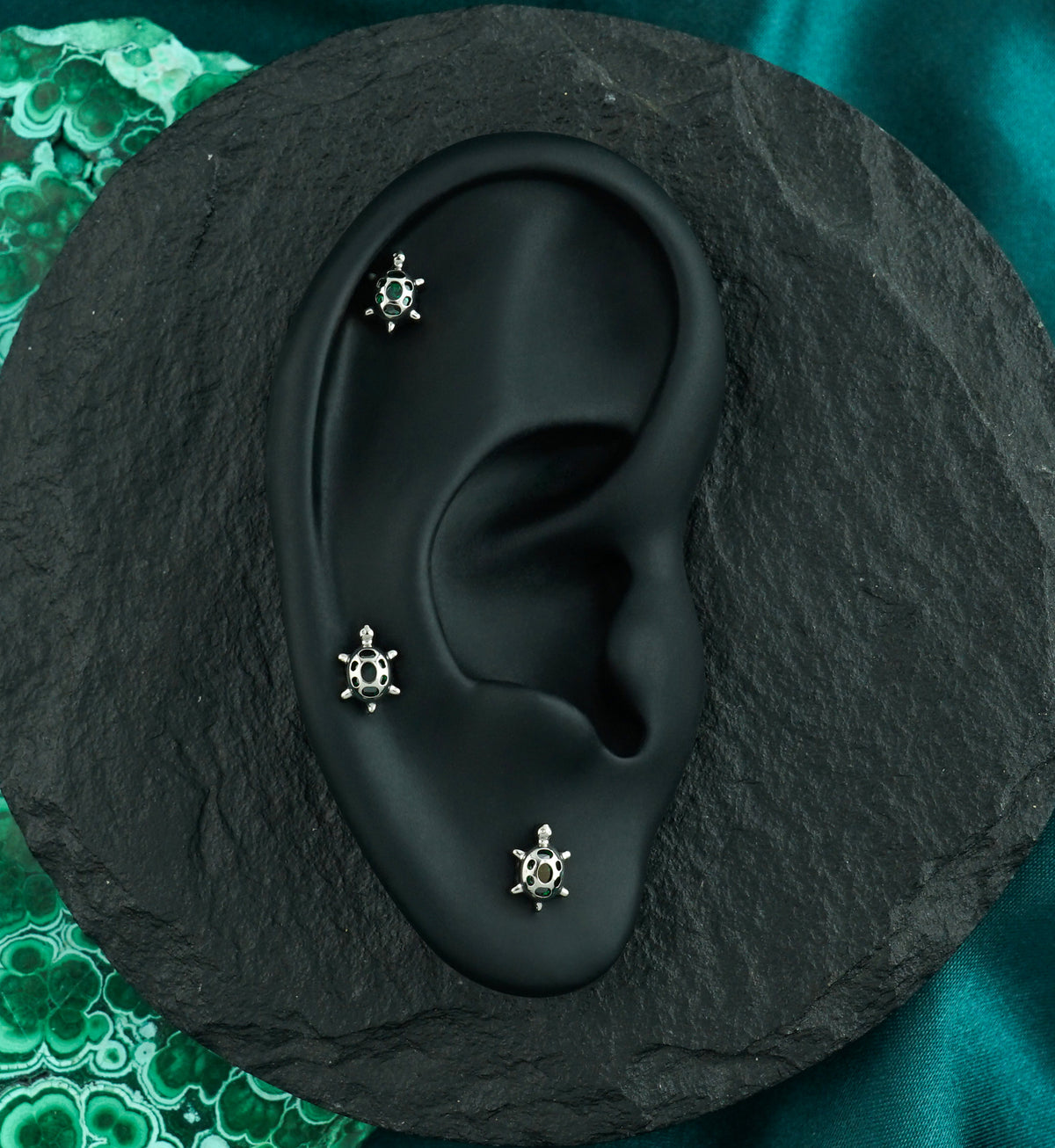 Box Turtle Emerald CZ Titanium Threadless Top