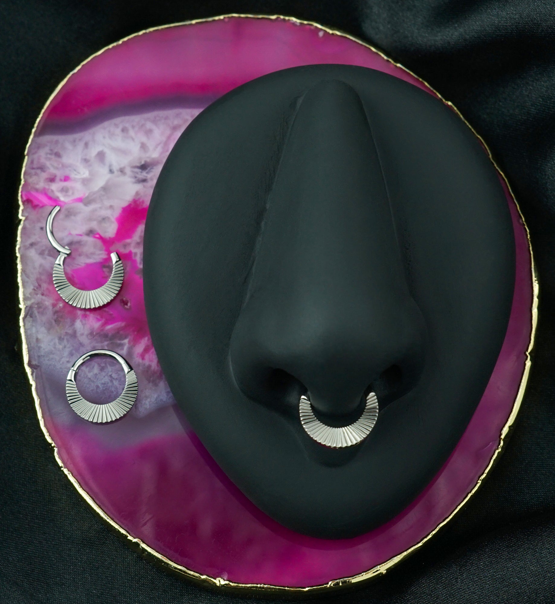 Broad Corrugated Hoop Titanium Hinged Segment Ring