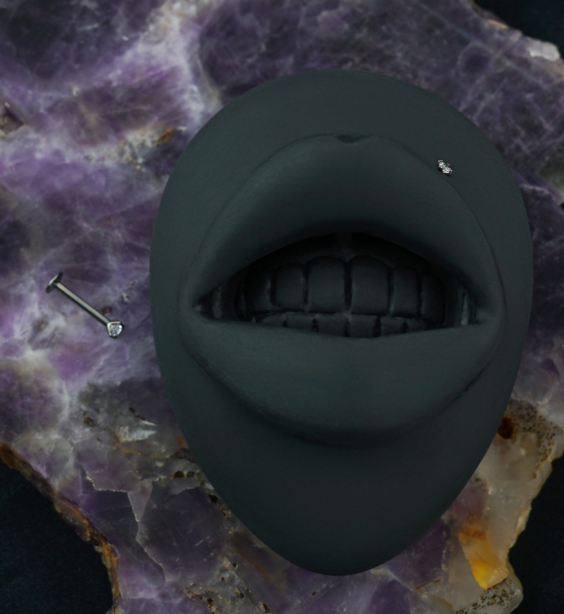 CZ Prong Titanium Internally Threaded Labret