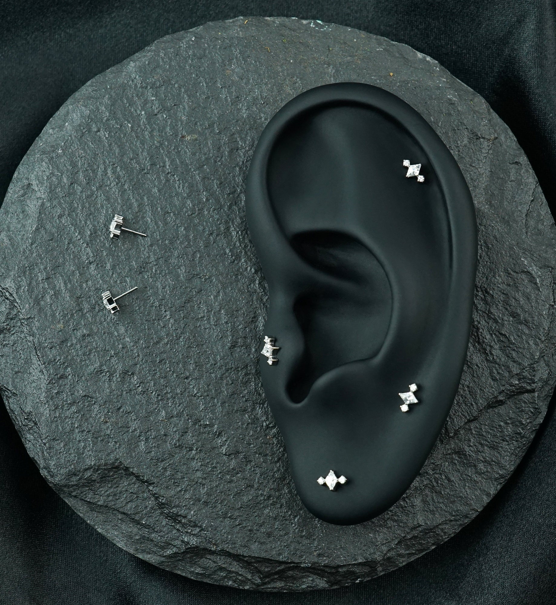 Diamond Bloom Clear CZ Titanium Threadless Top