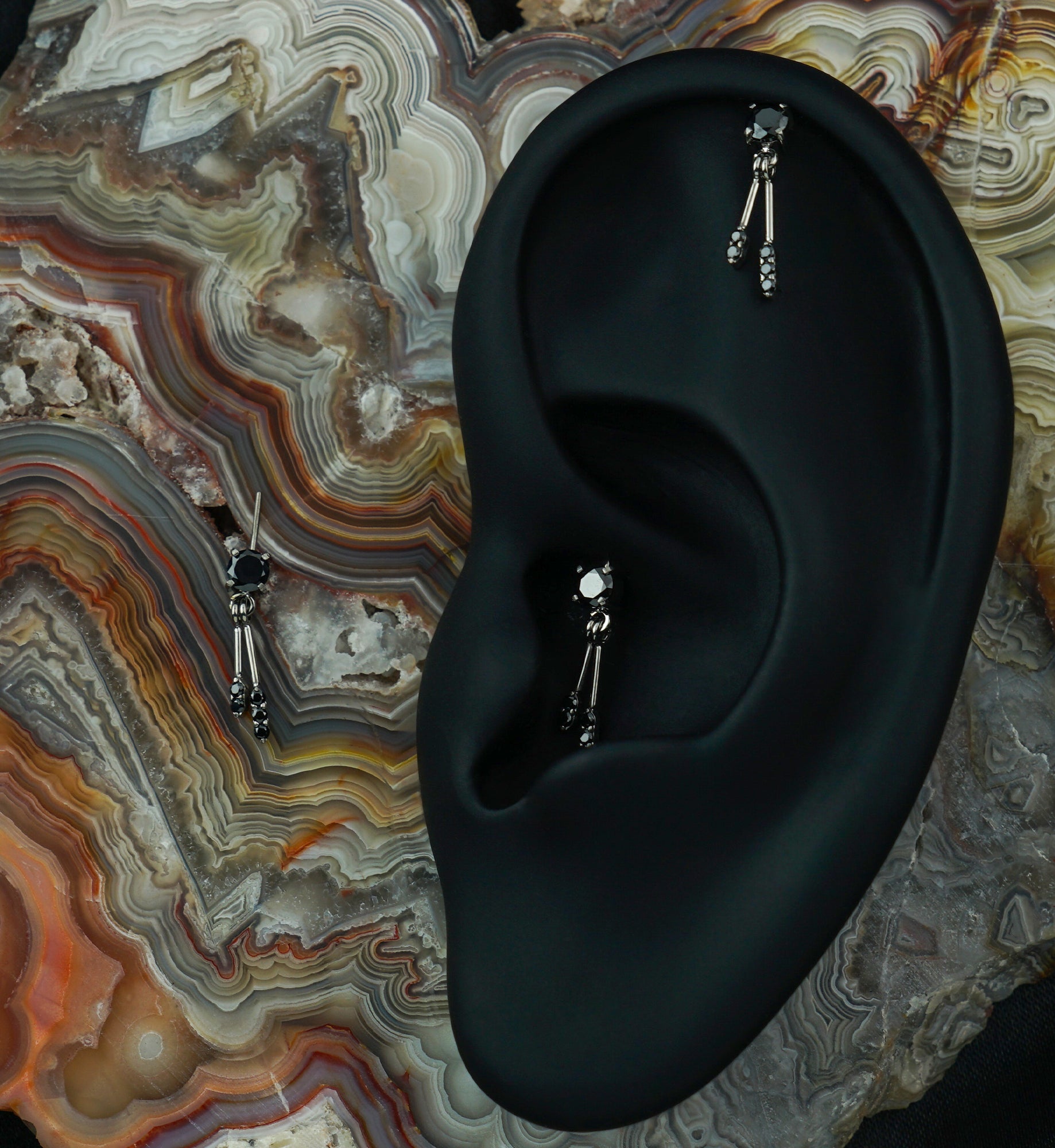 Double Black CZ Bar Dangle Vertical Titanium Threadless Top