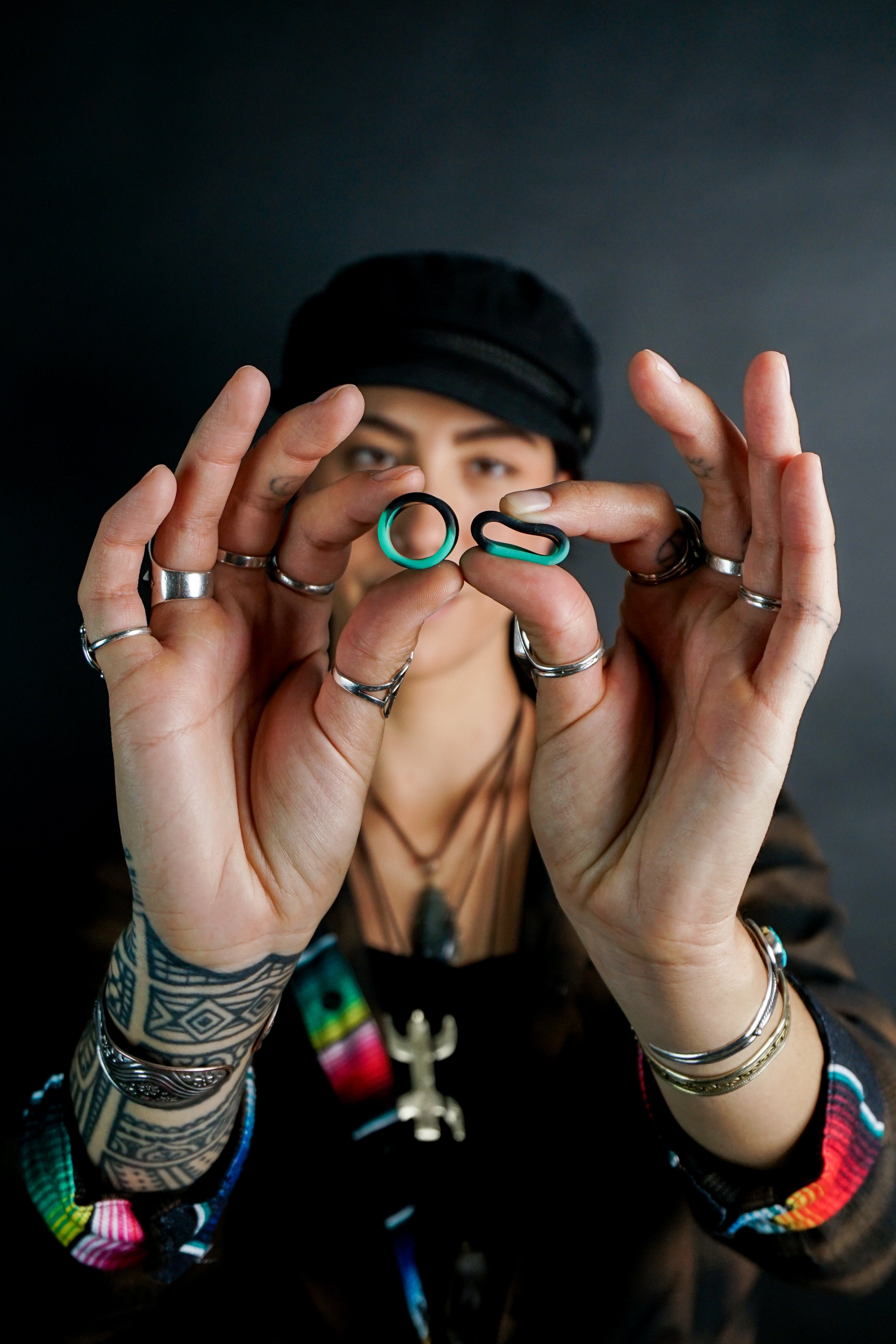 Emerald And Black Double Flare Silicone Tunnel Plugs