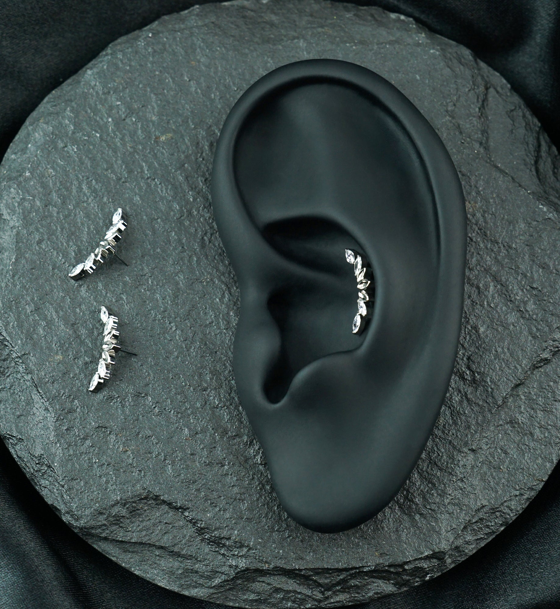 Empress Arch Clear CZ Titanium Threadless Top