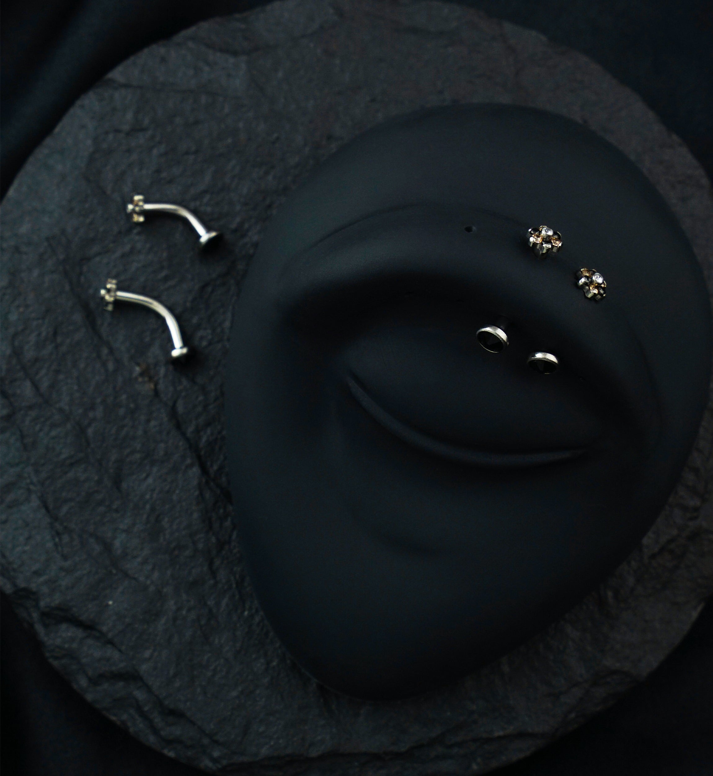 Flower Black And Pink CZ Titanium Internally Threaded Curved Barbell