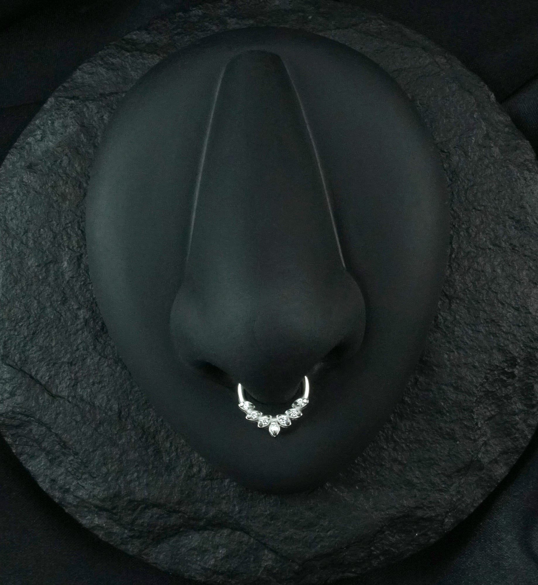 Frill CZ Hinged Segment Ring