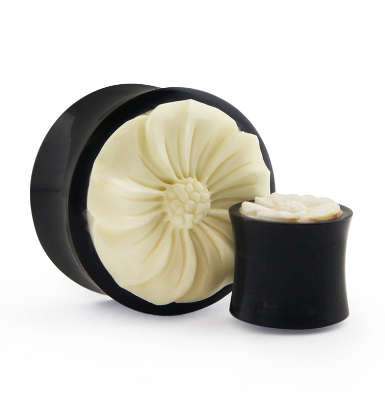 Horn Plugs With Carved Gardenia Flower Bone Inlay