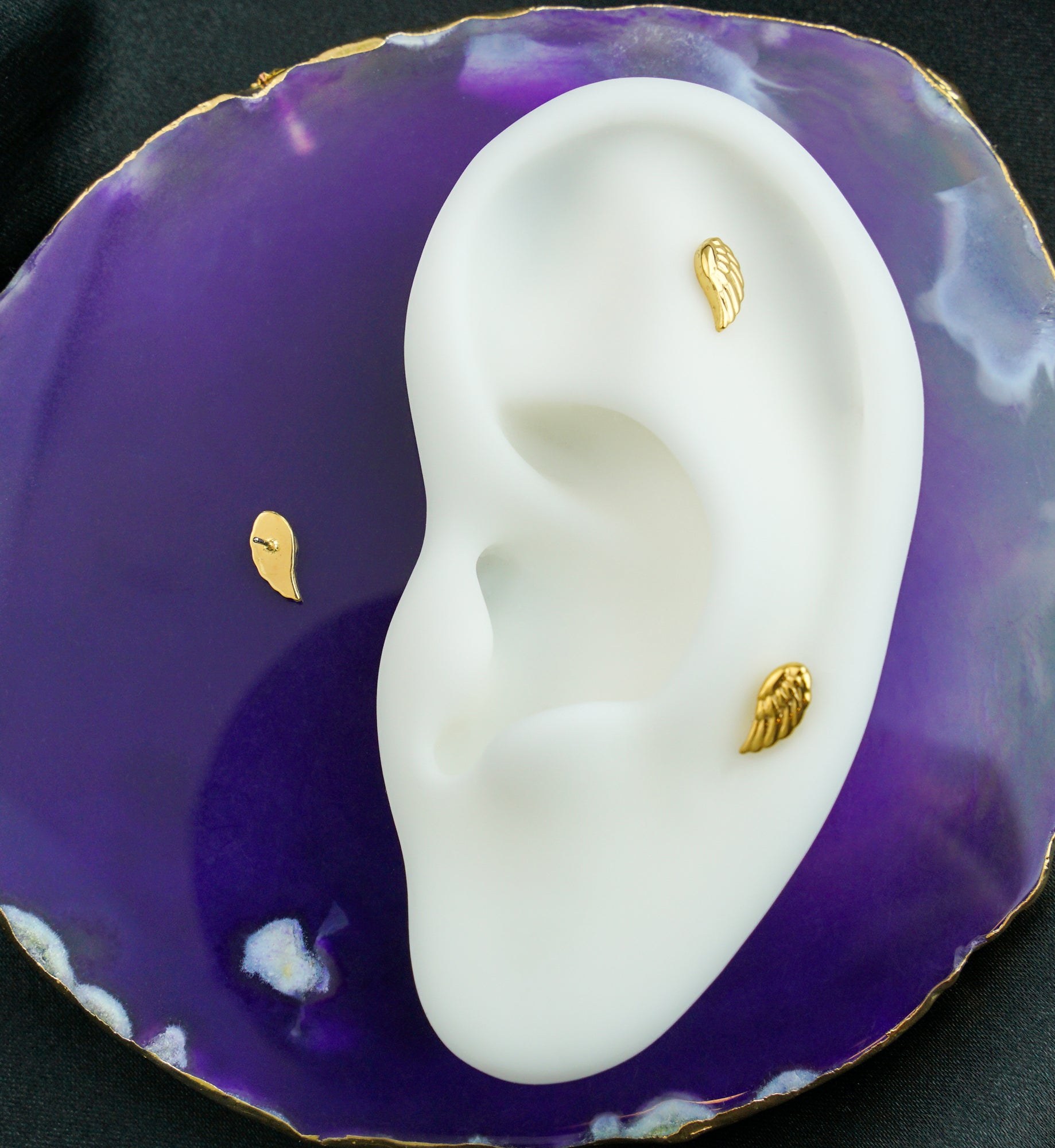 Gold PVD Angel Wing Titanium Threadless Top