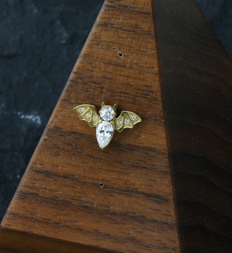 Gold PVD Bat Clear CZ Threadless Titanium Top