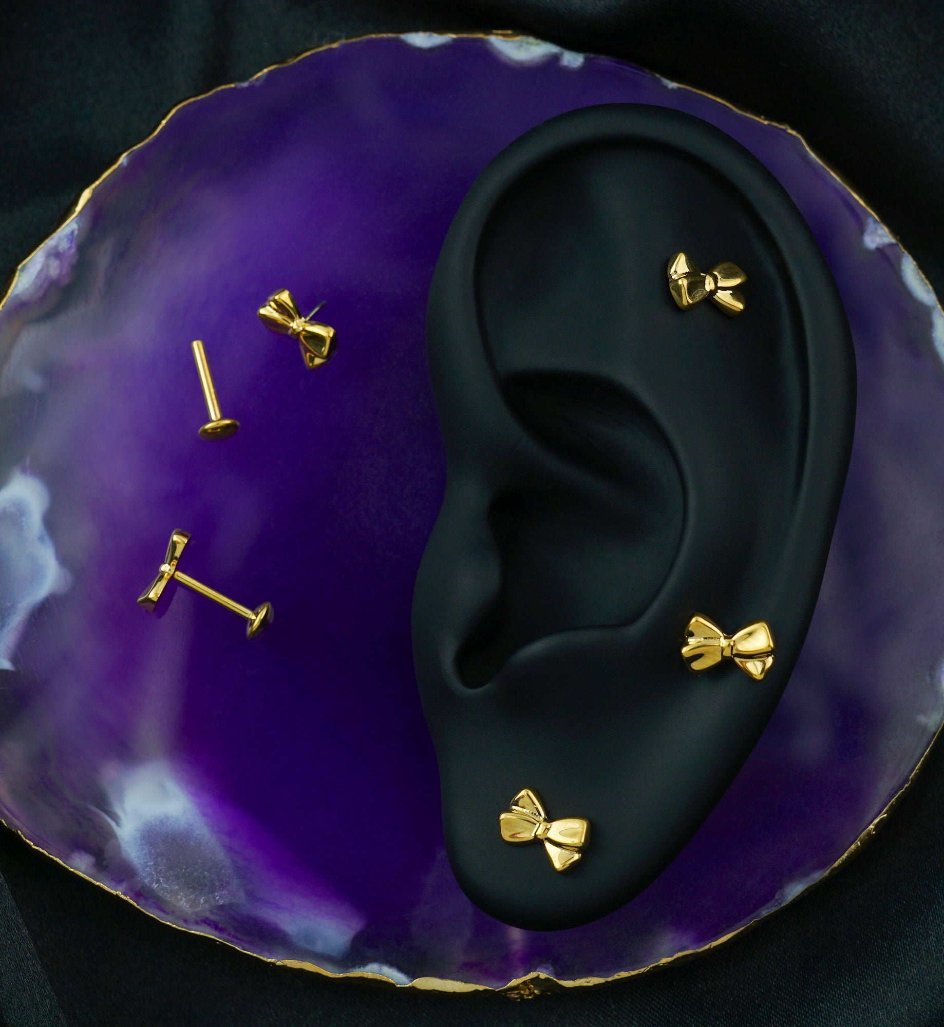 Gold PVD Bow Threadless Titanium Convex Disk Labret