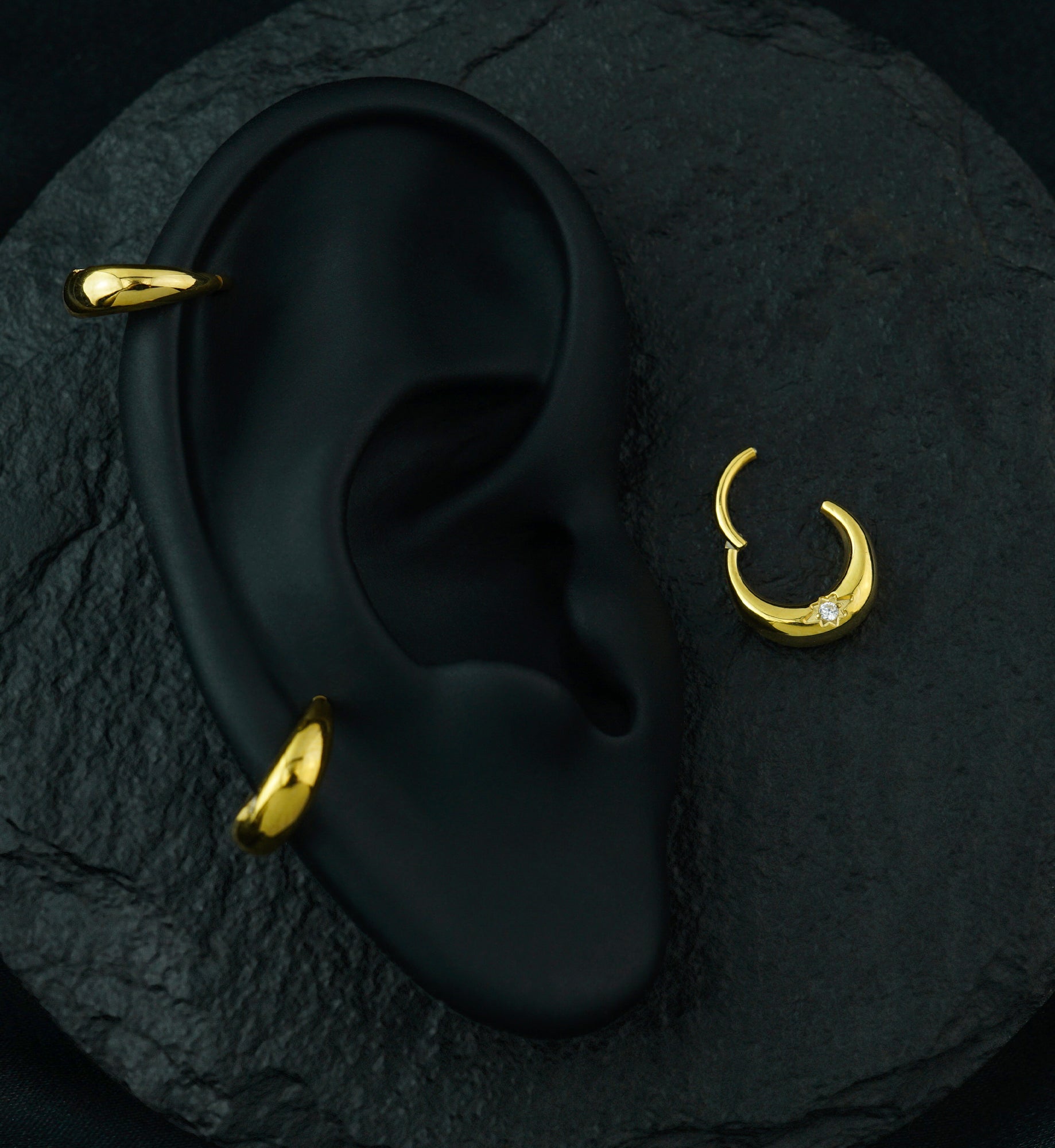 24kt Gold PVD Etched Star Clear CZ Titanium Hinged Segment Ring