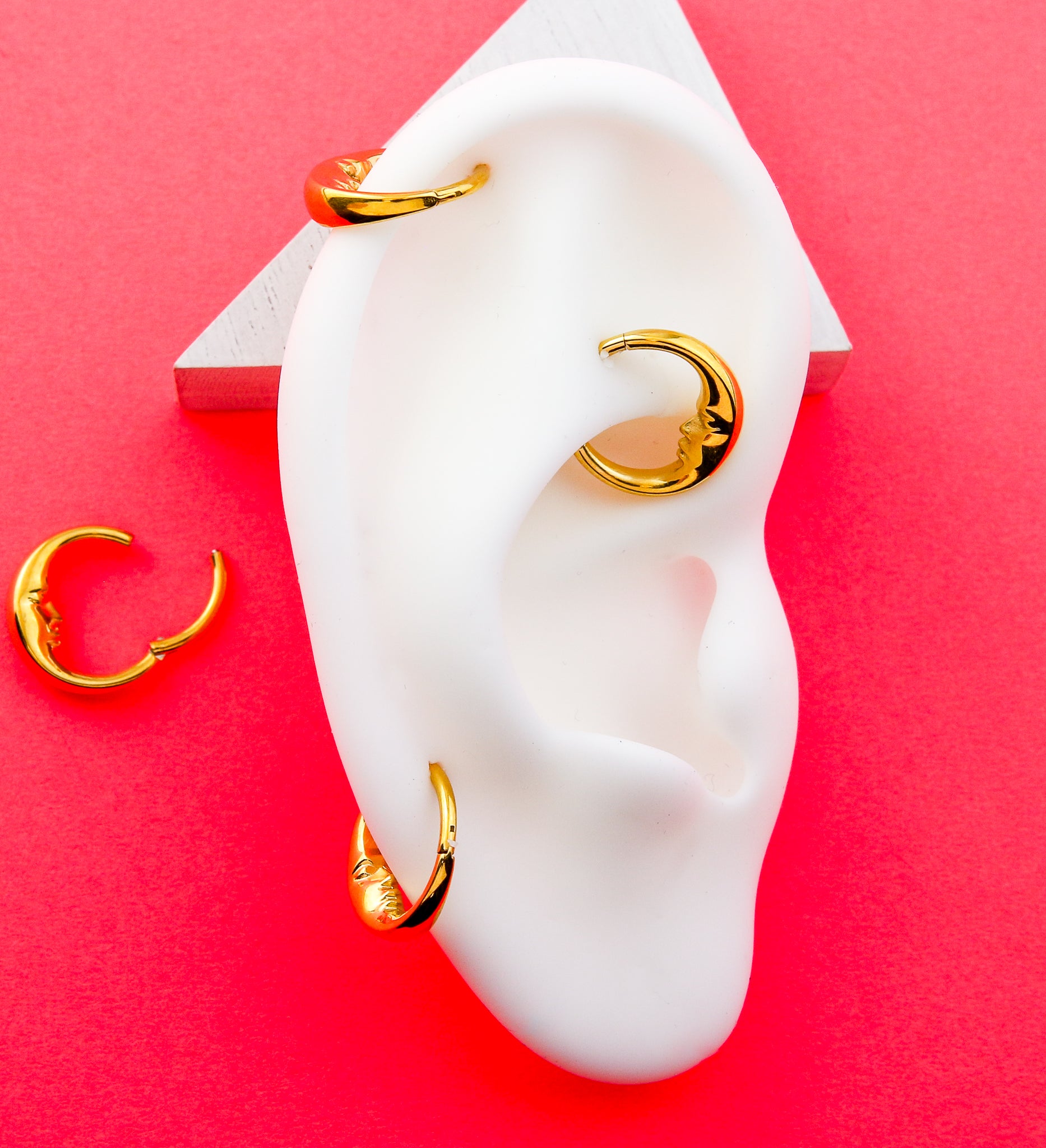 Gold PVD Half Moon Face Titanium Hinged Segment Ring