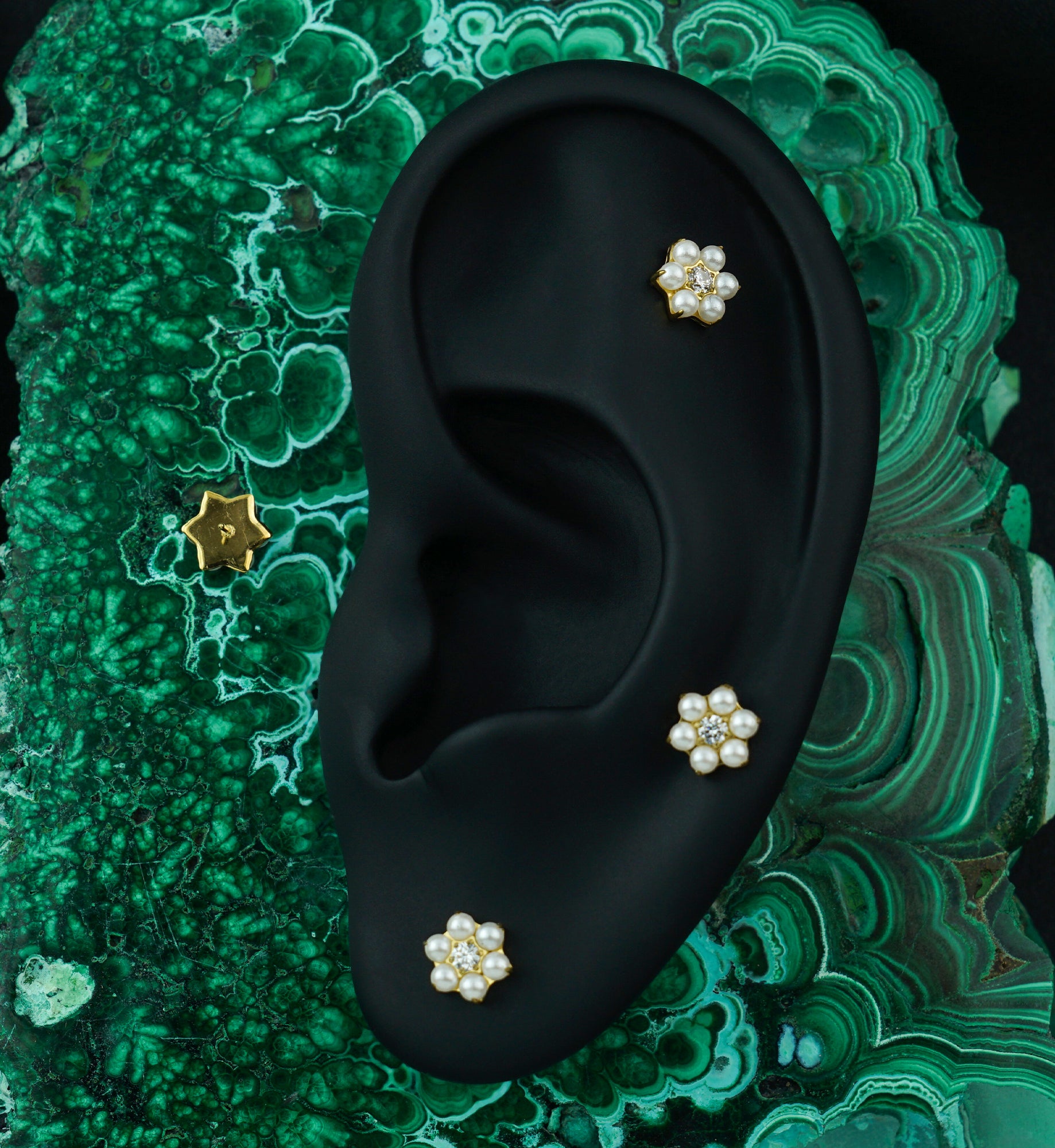 Gold PVD Pearl Flower Clear CZ Titanium Threadless Top