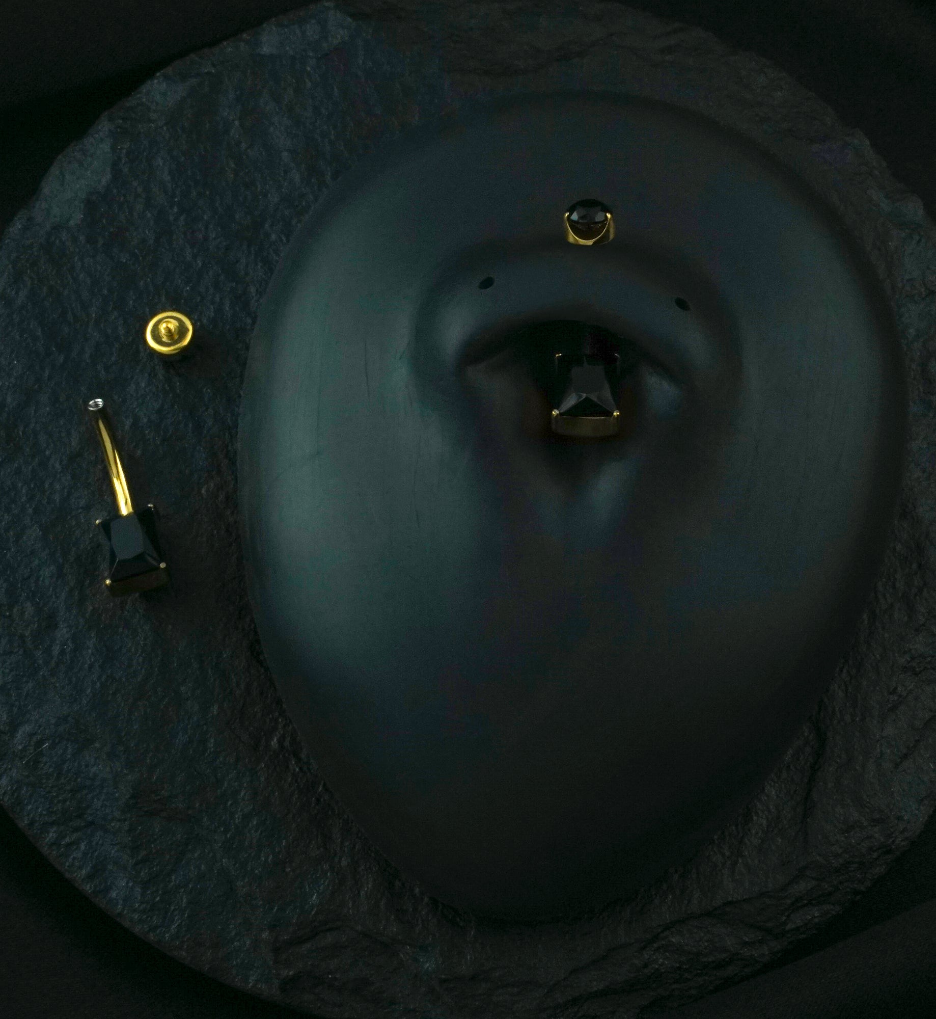 Gold PVD Rectangle Black Agate Stone Titanium Internally Threaded Belly Button Ring