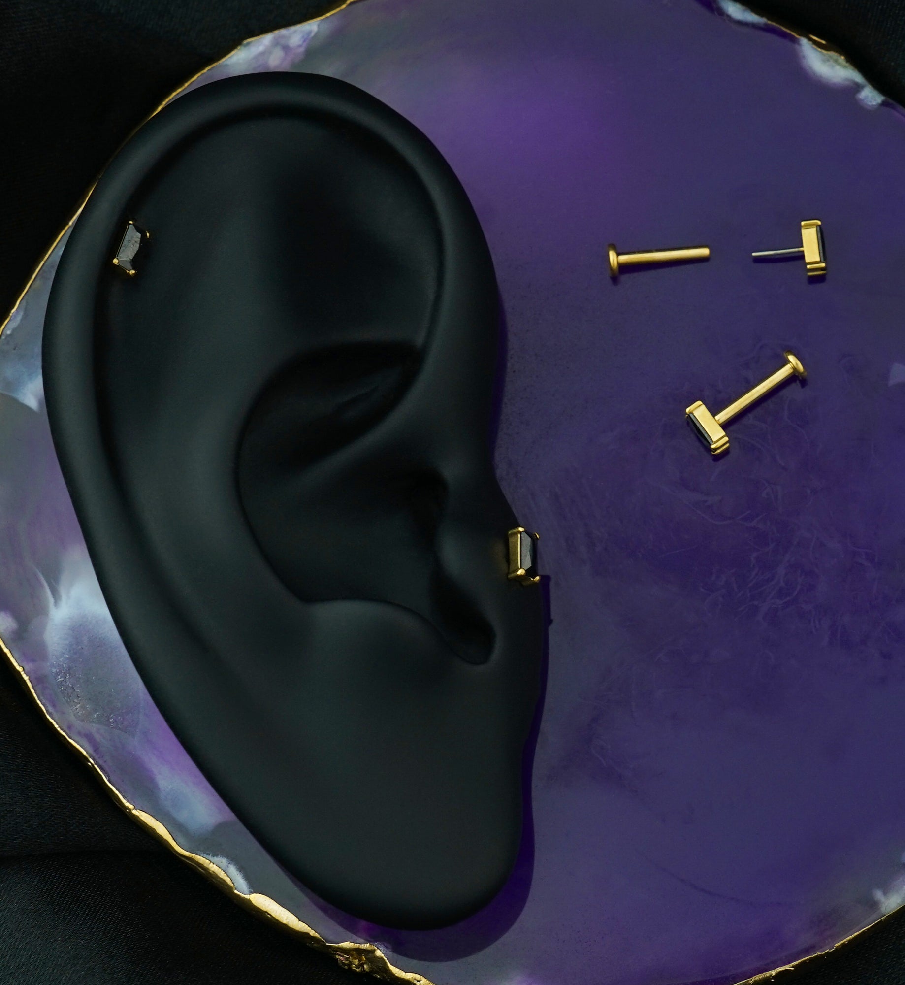 Gold PVD Rectangle Black CZ Threadless Titanium Labret