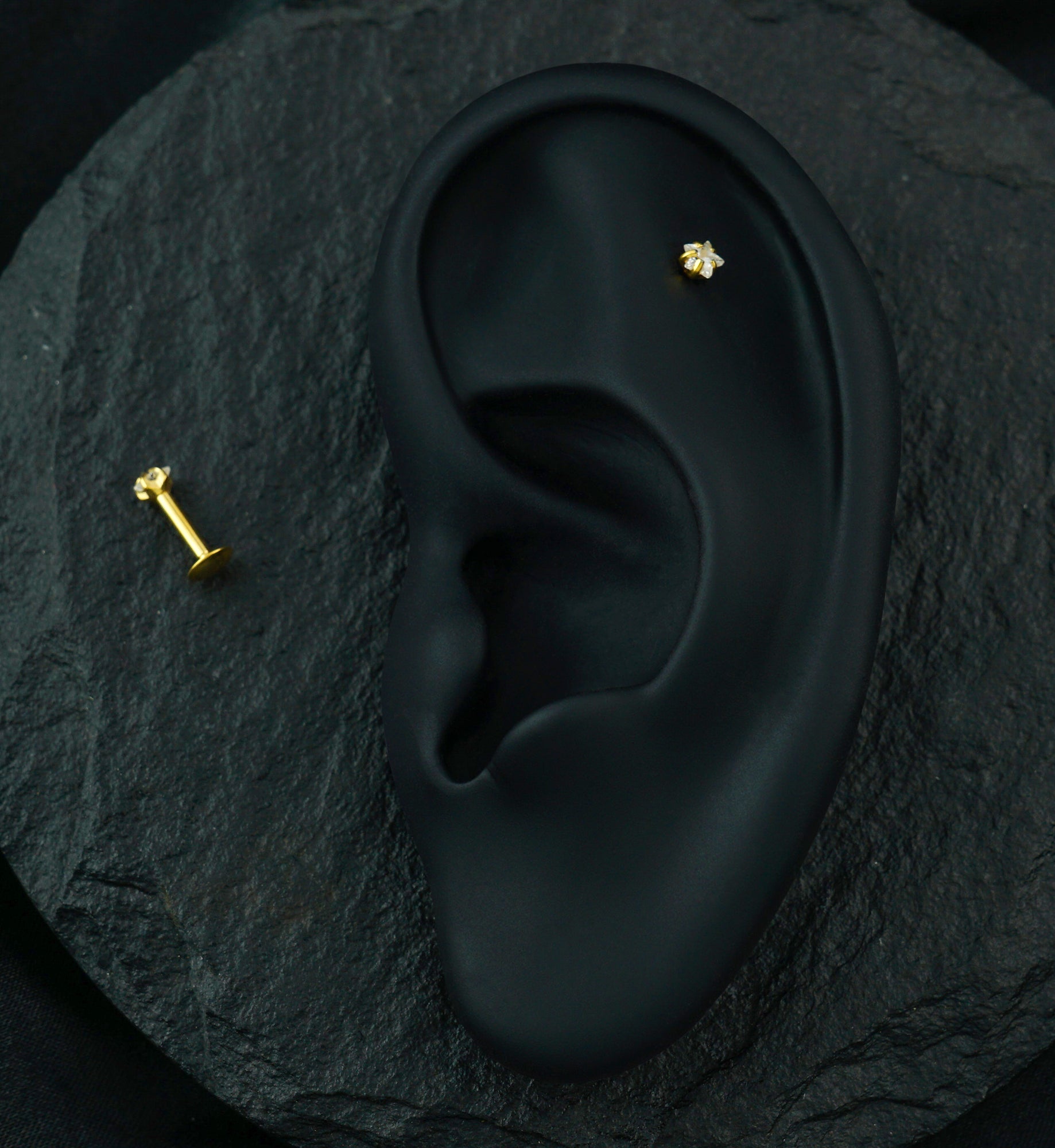 Gold PVD Star CZ Prong Internally Threaded Labret