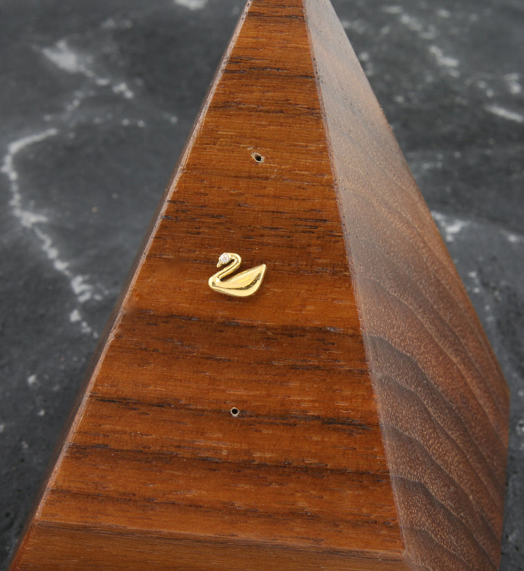 Gold PVD Swan CZ Threadless Titanium Top