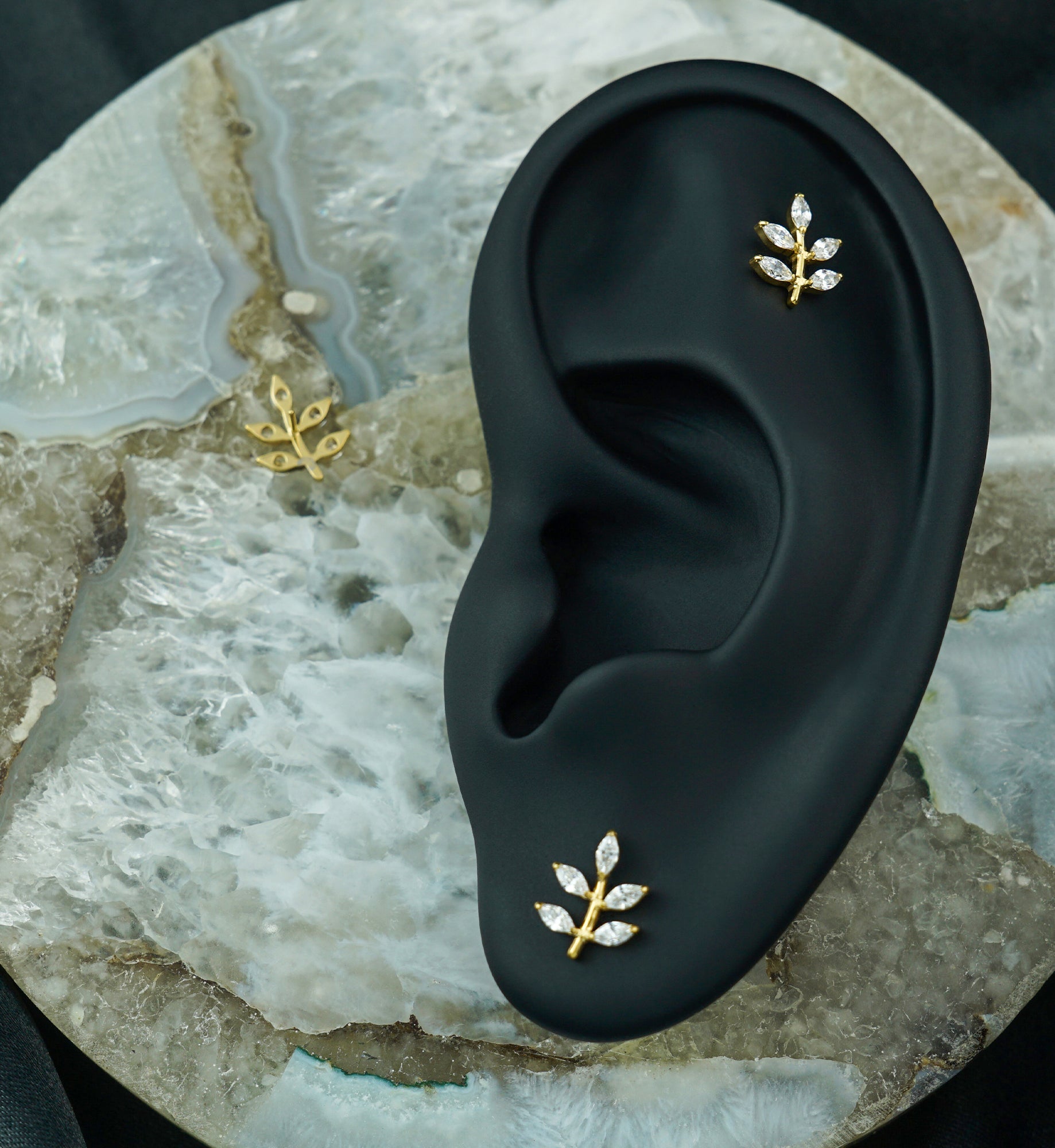 Gold PVD Vine Leaf Clear CZ Threadless Titanium Top
