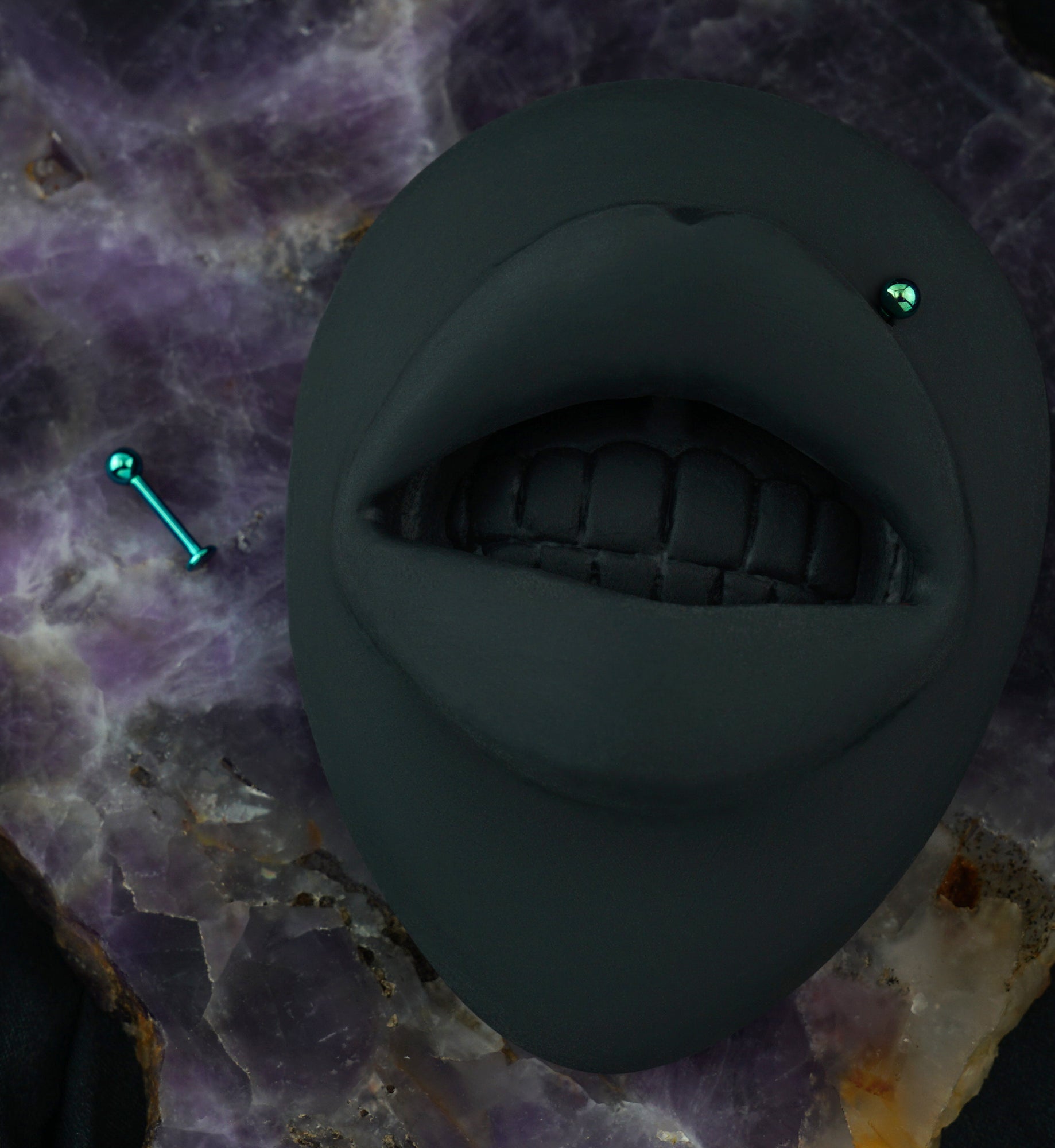 Green PVD Titanium Labret