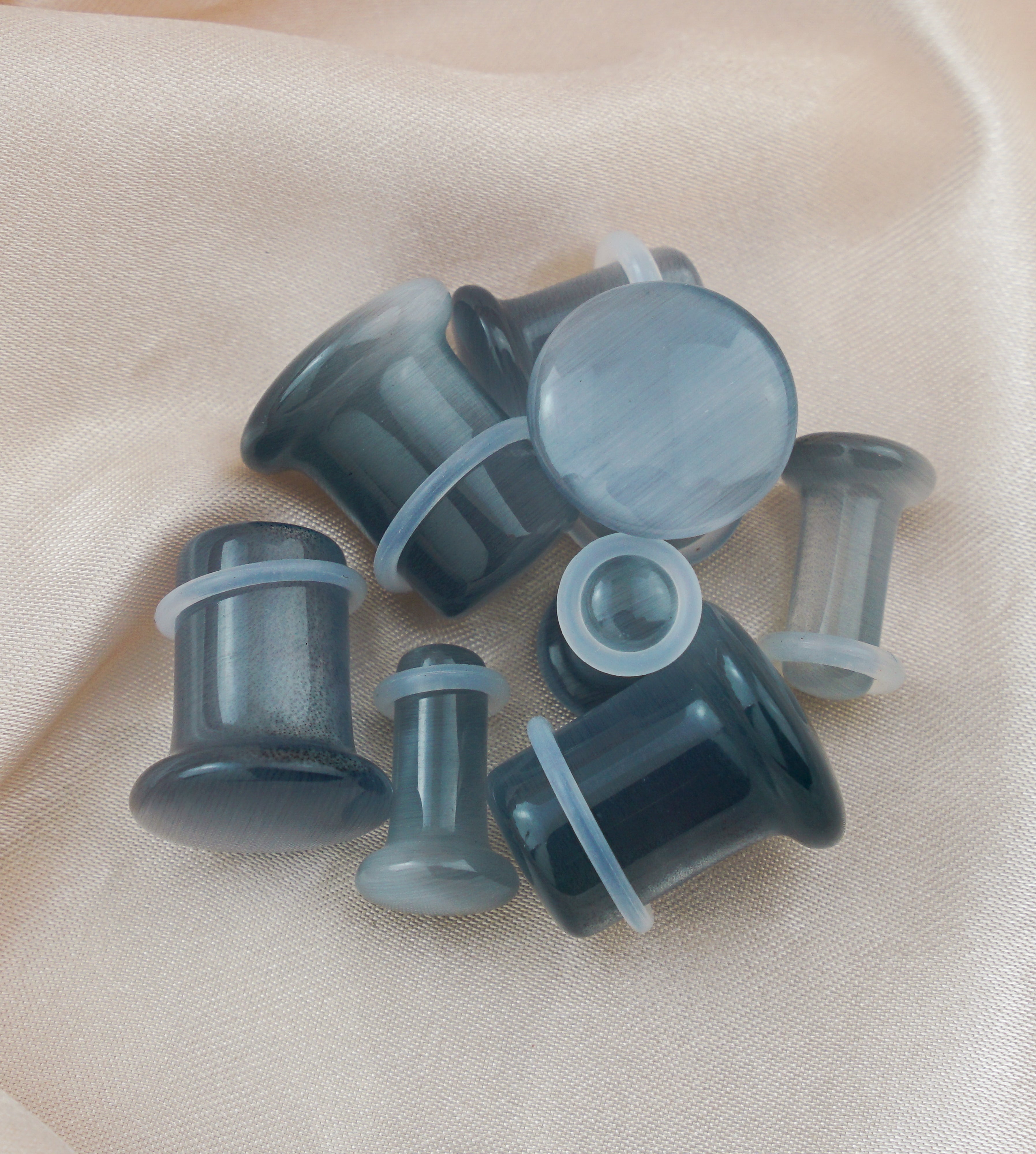 Grey Cat's Eye Glass Single Flare Plugs