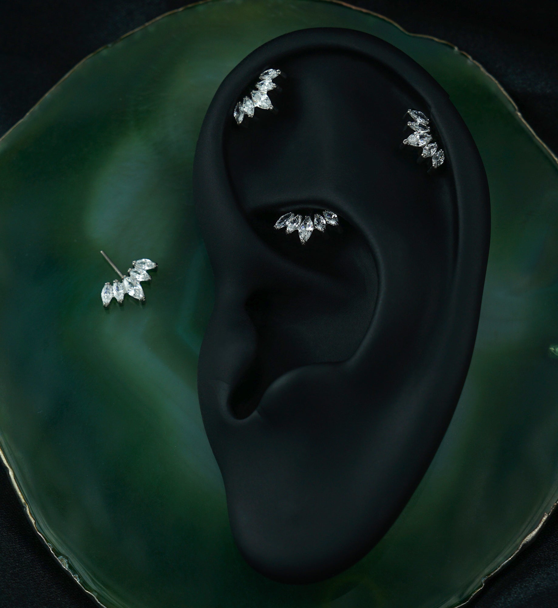 Half Crown Clear CZ Vertical Titanium Threadless Top