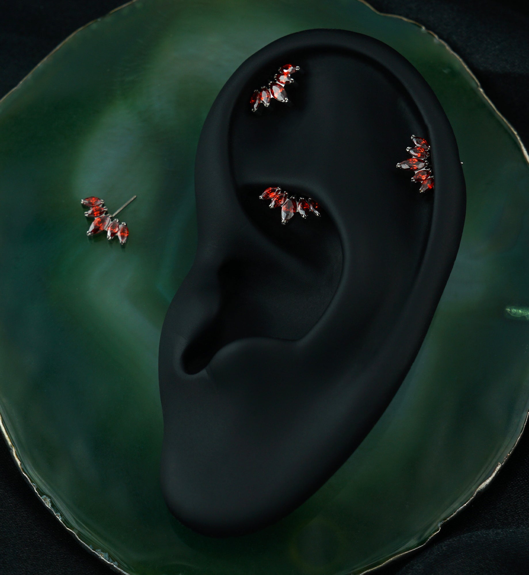 Half Crown Red CZ Vertical Titanium Threadless Top