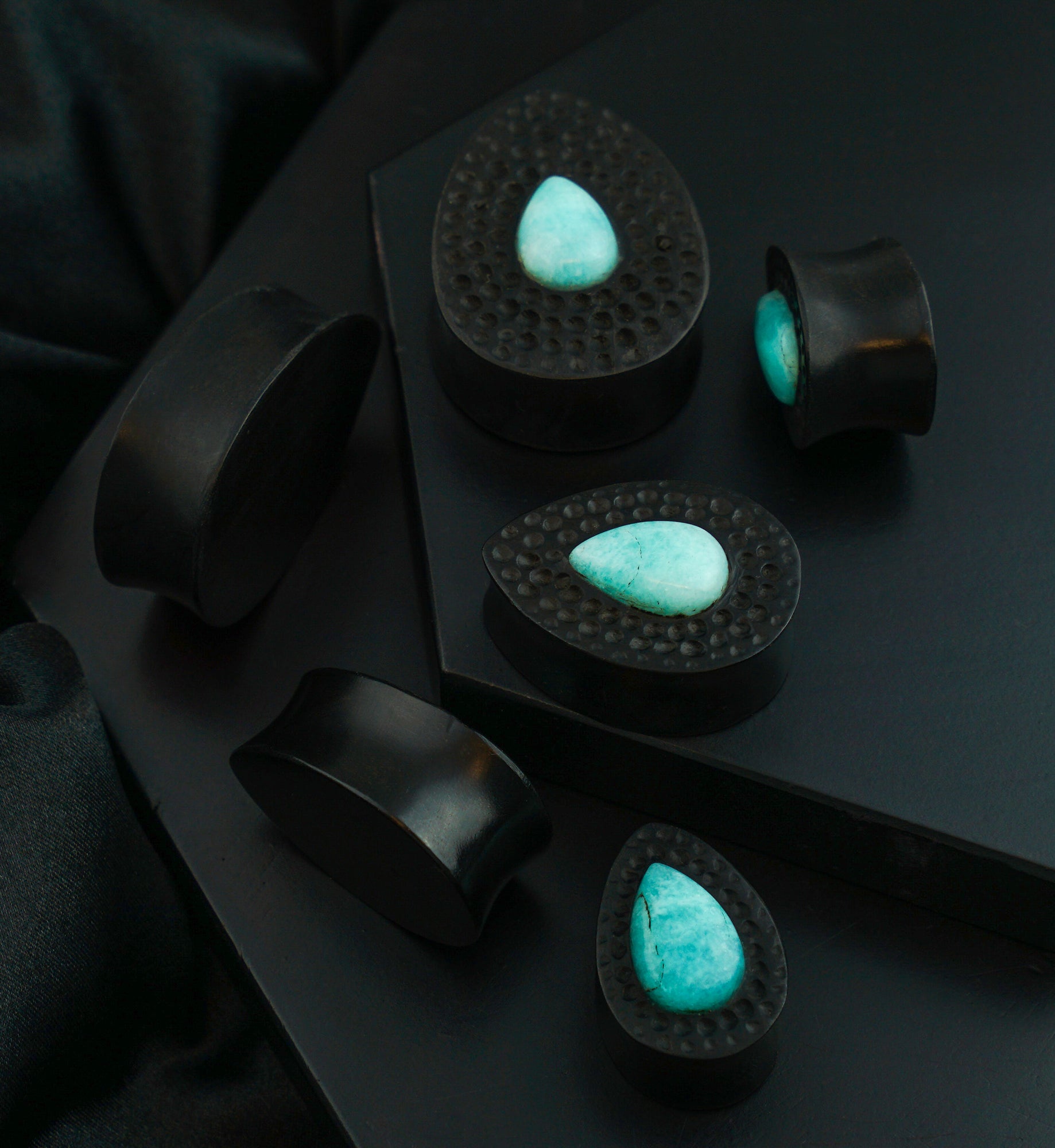 Hammered Areng Wood Teardrop Plugs with Teardrop Amazonite Stone Inlay