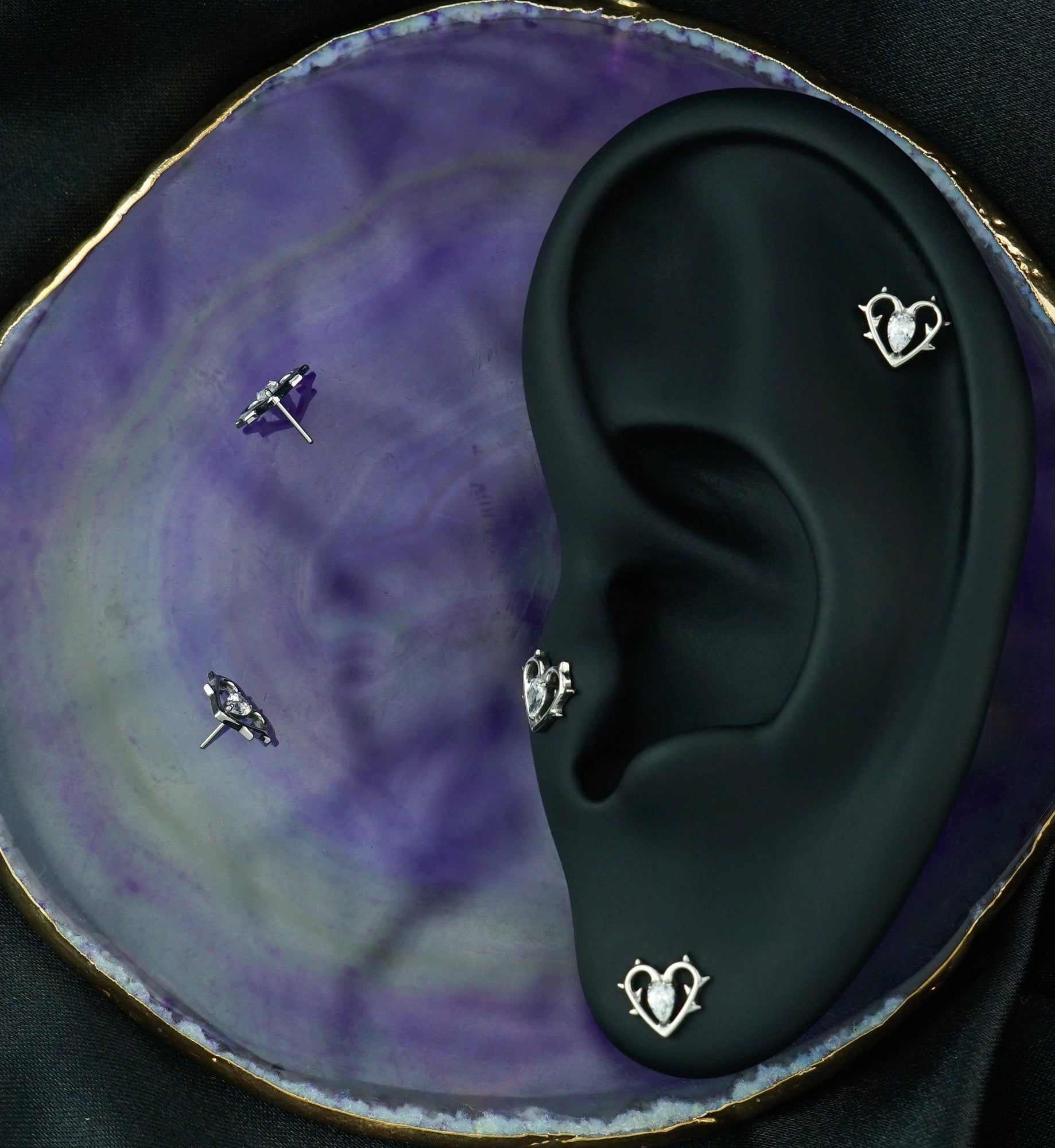 Heart Of Thorns Clear CZ Titanium Threadless Top