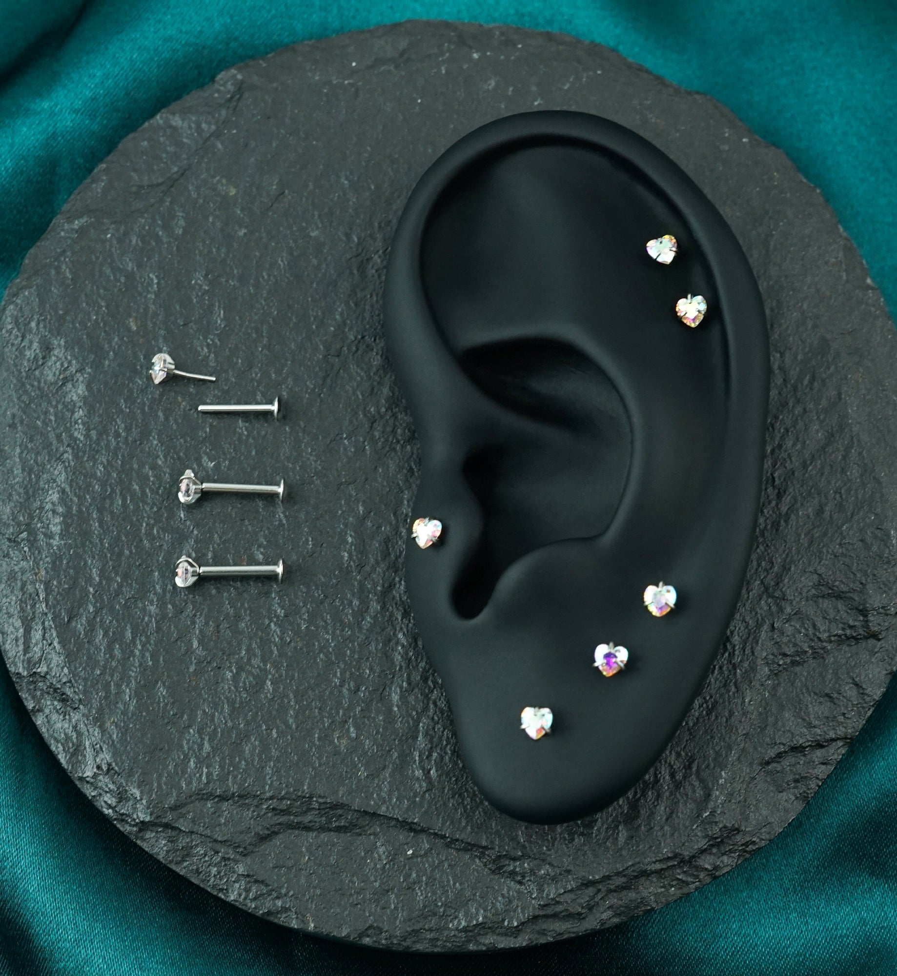 Heart Prong Rainbow Aurora CZ Stainless Steel Threadless Convex Disk Labret