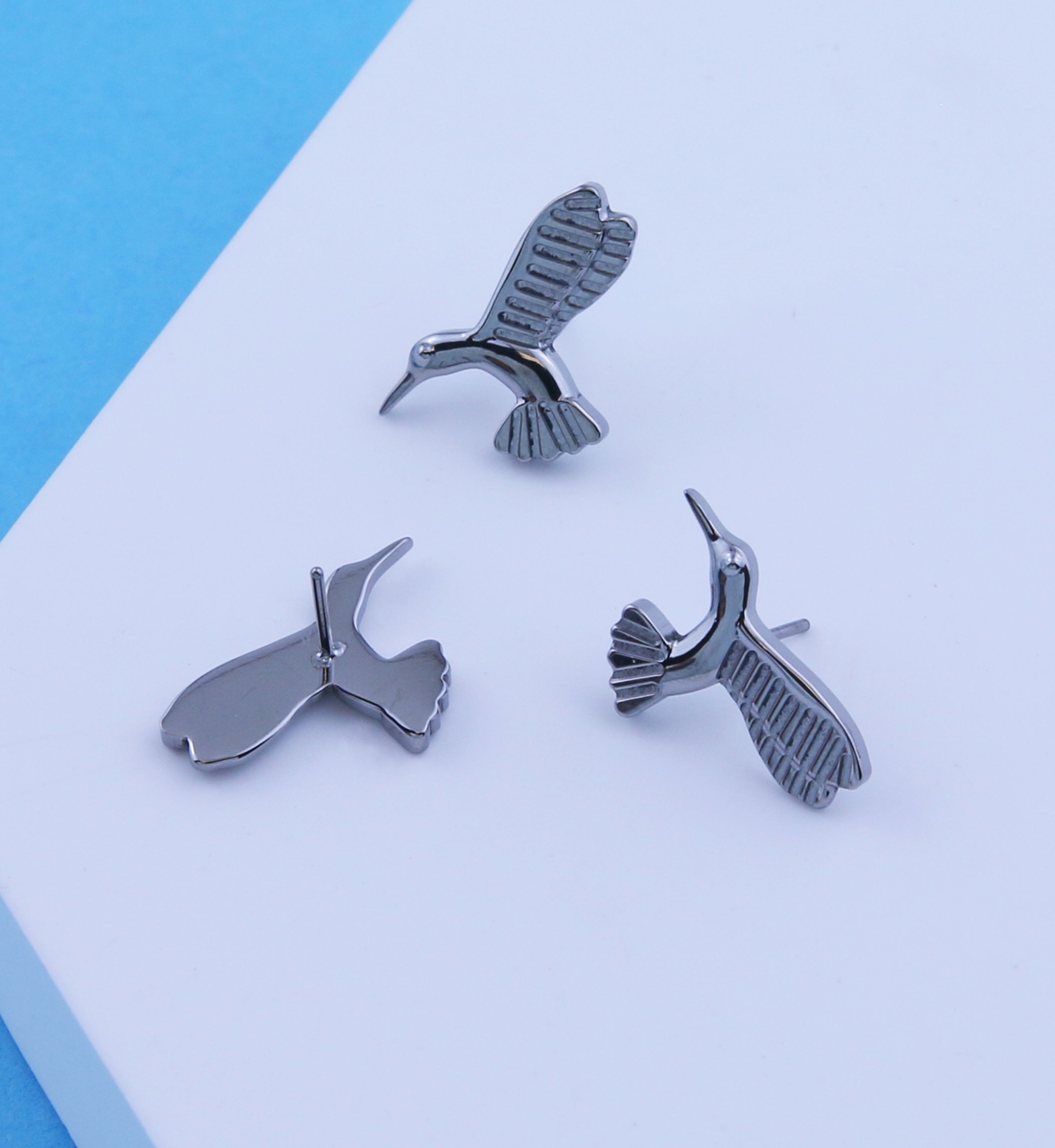 Hummingbird Titanium Threadless Top