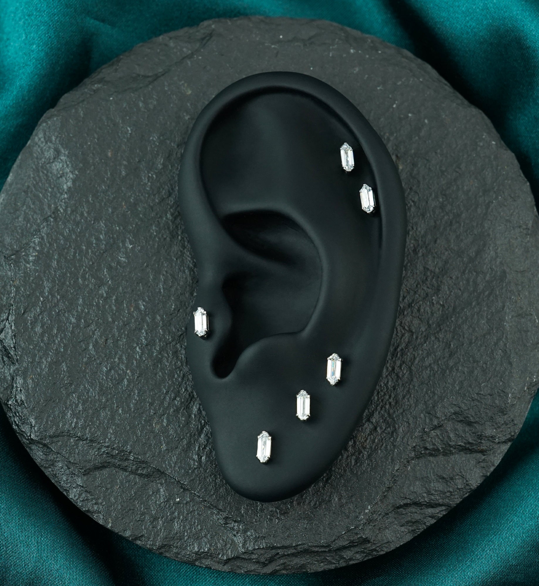 Lantern Clear CZ Titanium Threadless Top