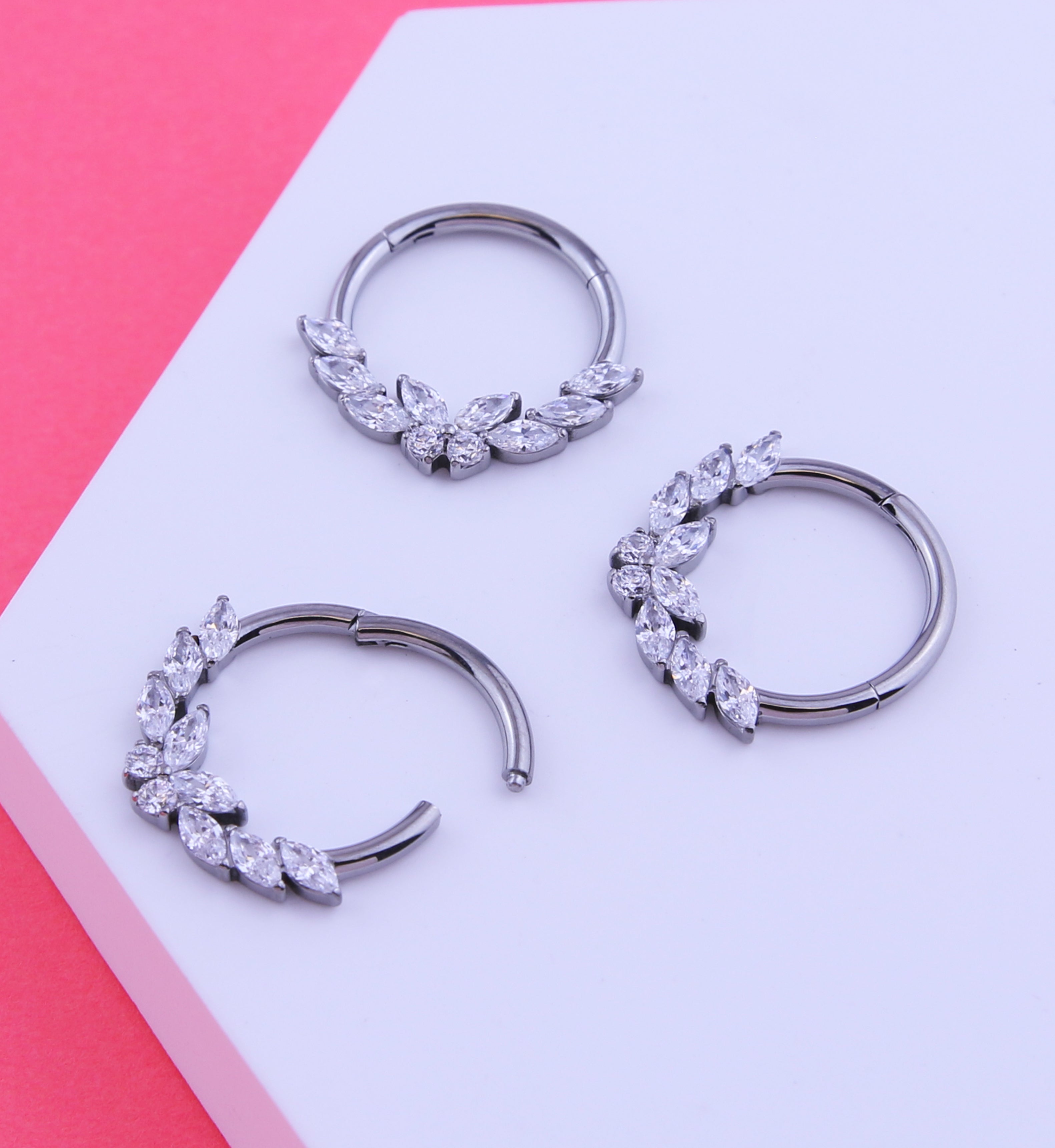 Laurel Butterfly Clear CZ Titanium Hinged Segment Ring