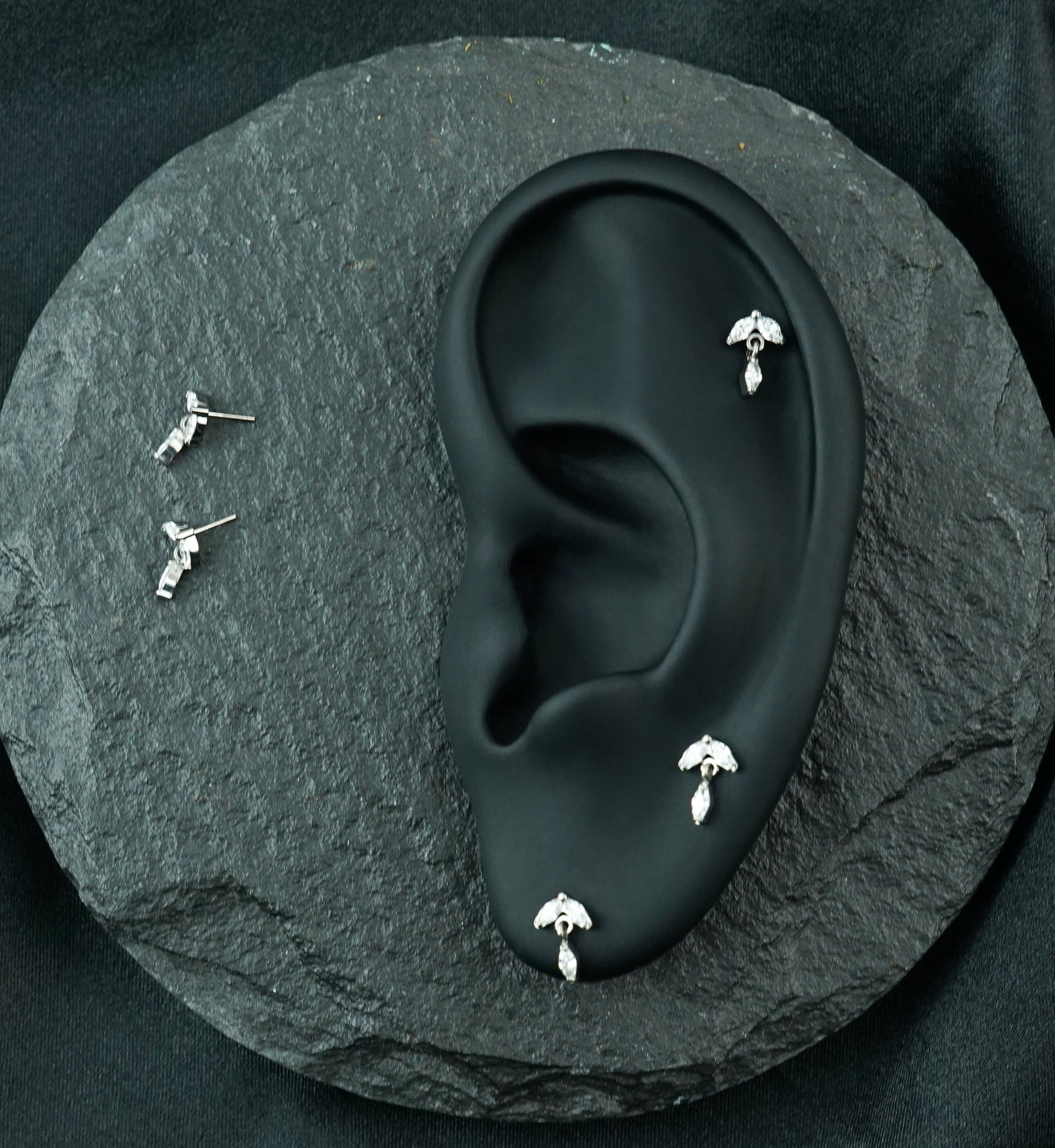 Leafdrop Clear CZ Hanging Gem Titanium Threadless Top