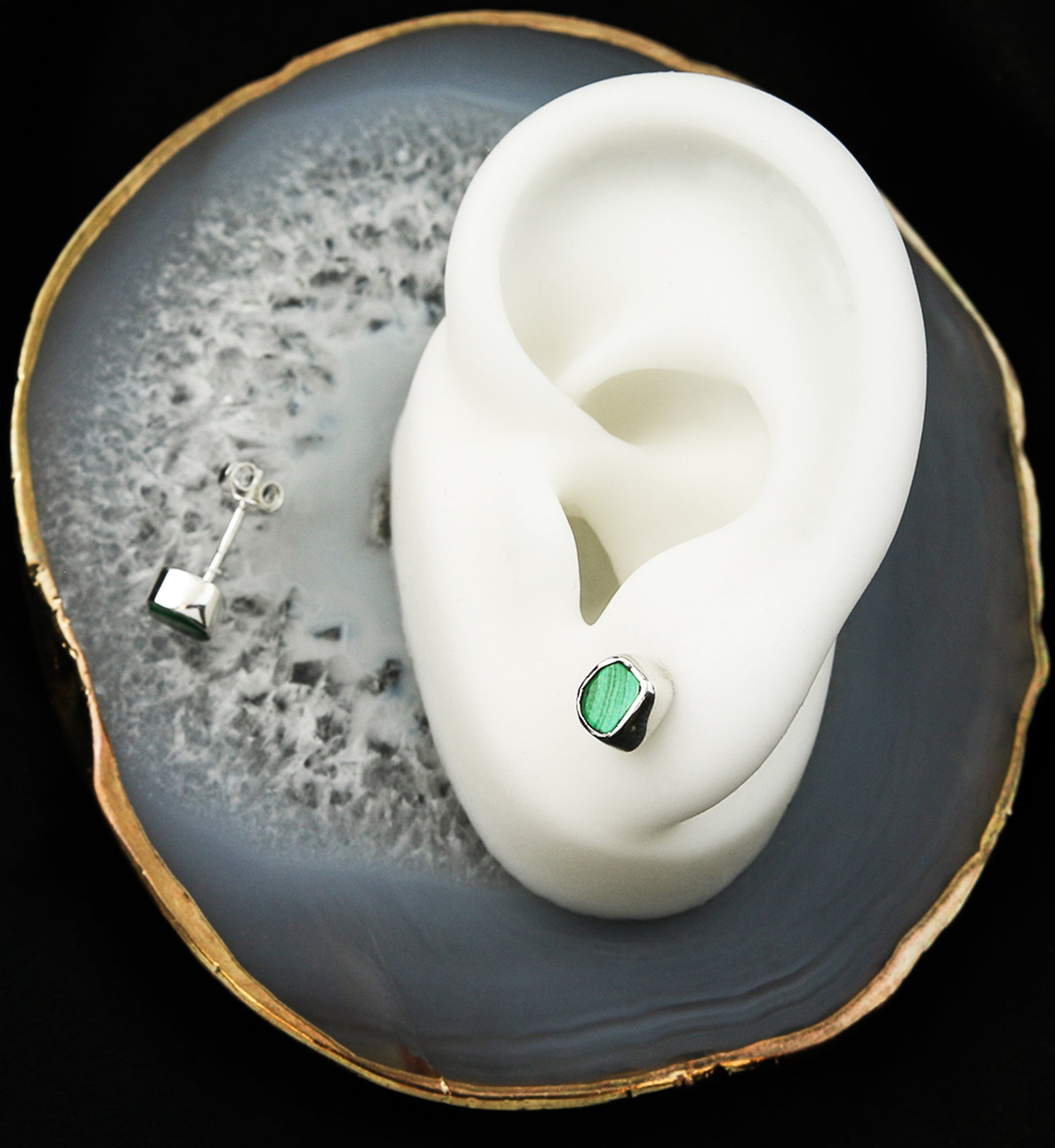 •MALACHITE - TEAR• simple bezel silver ring (size 6)