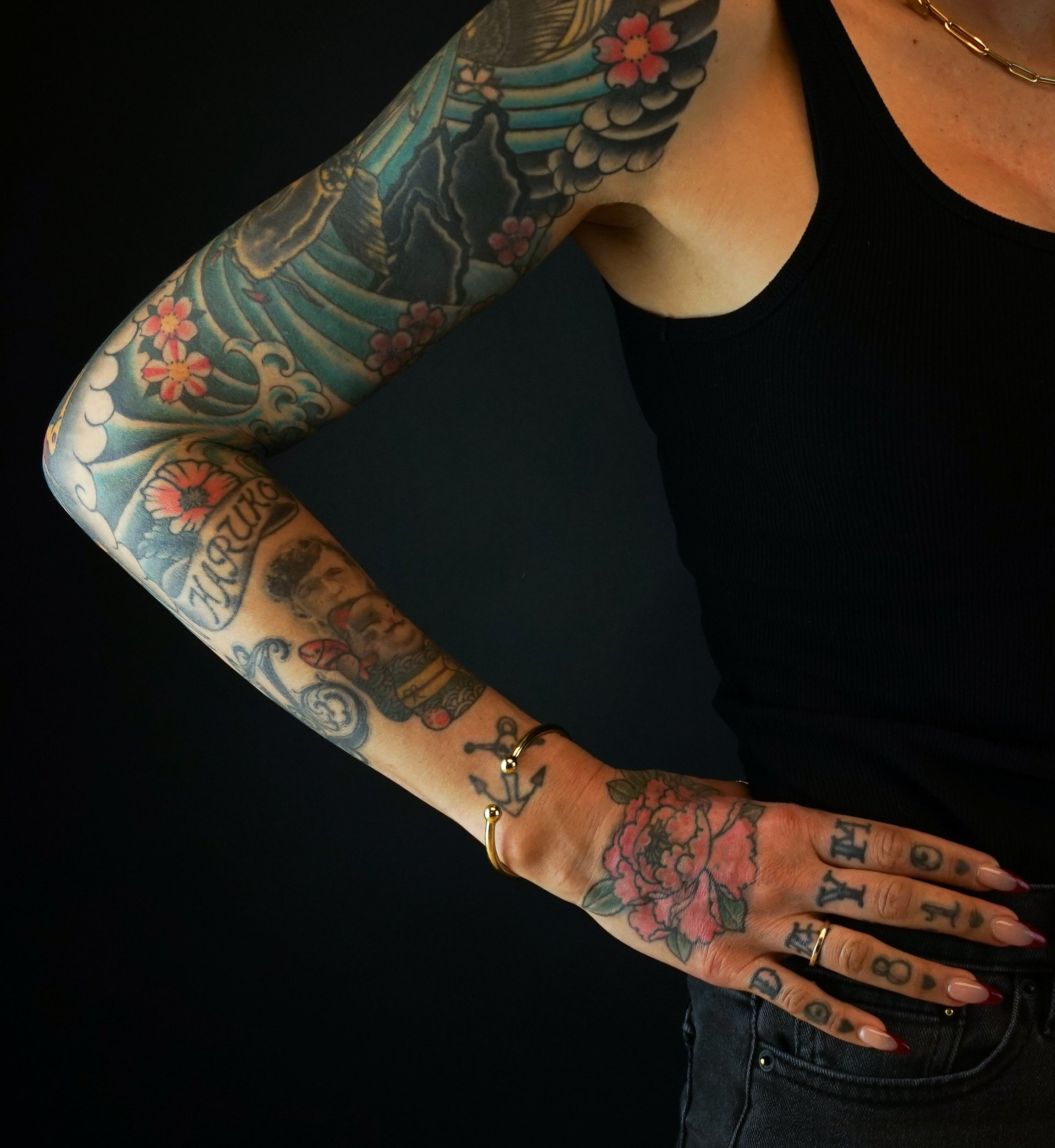 Narrow Bead Brass Bangle