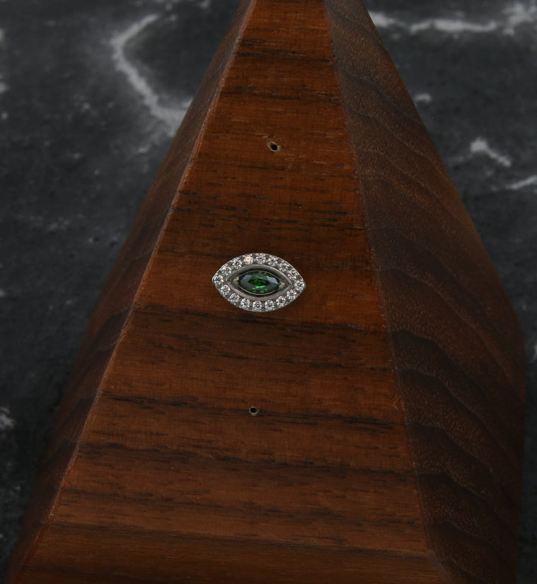 Oculus Emerald CZ Titanium Threadless Top