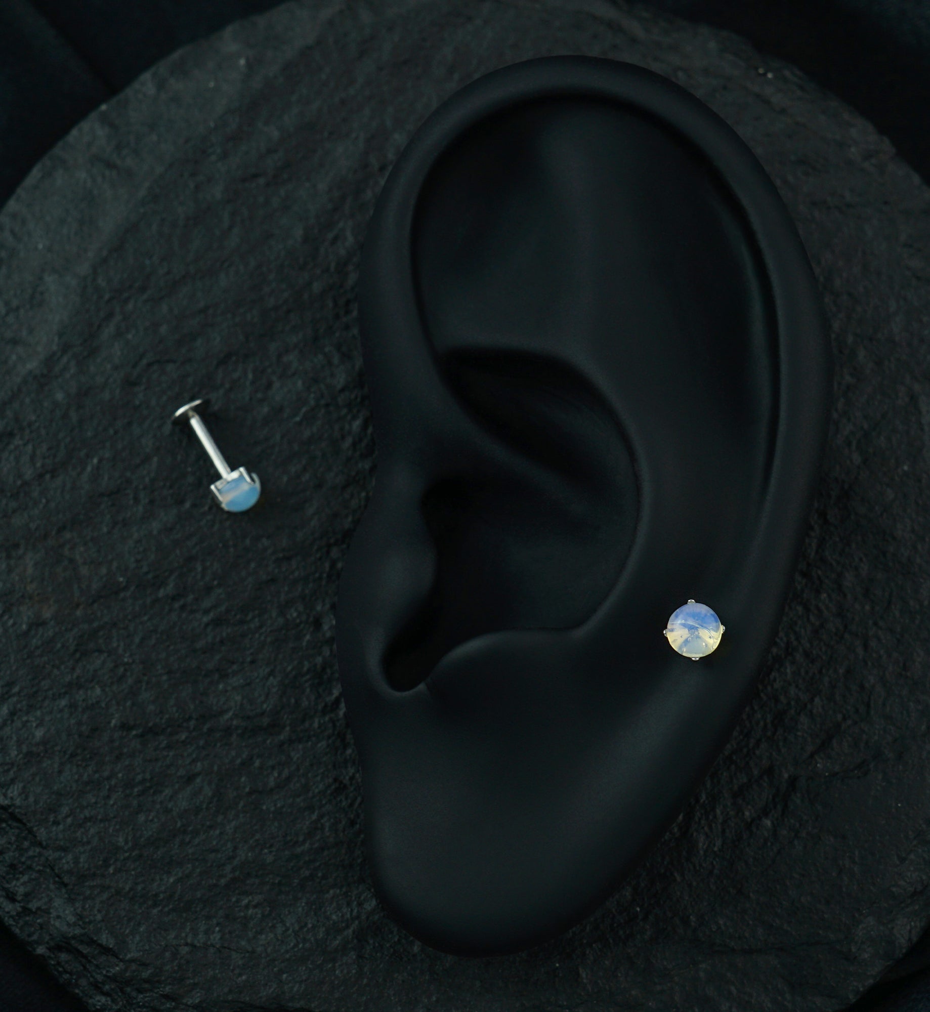 Opalite Glass Prong Top Internally Threaded Labret