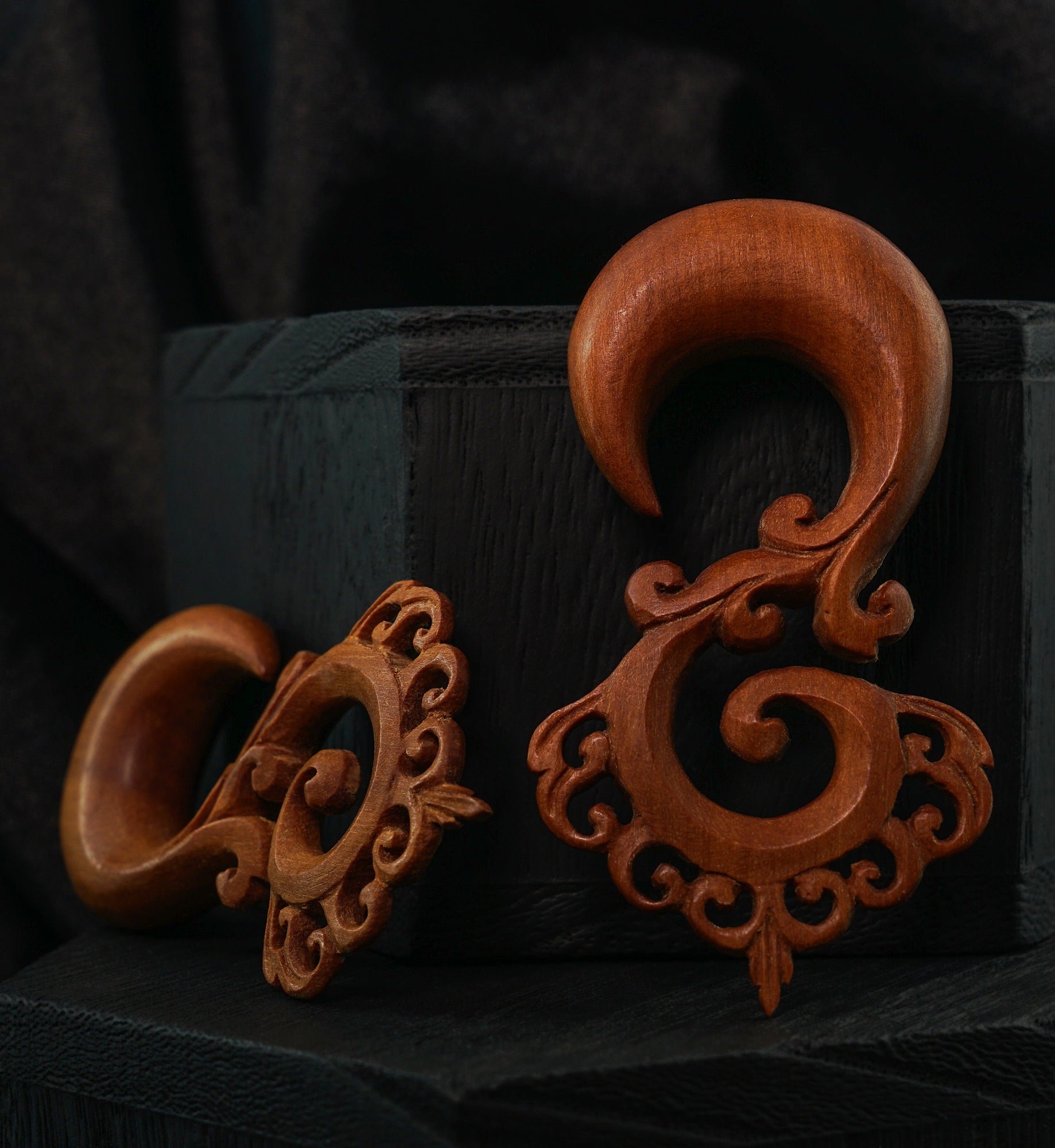 Ornate Saba Wooden Spirals