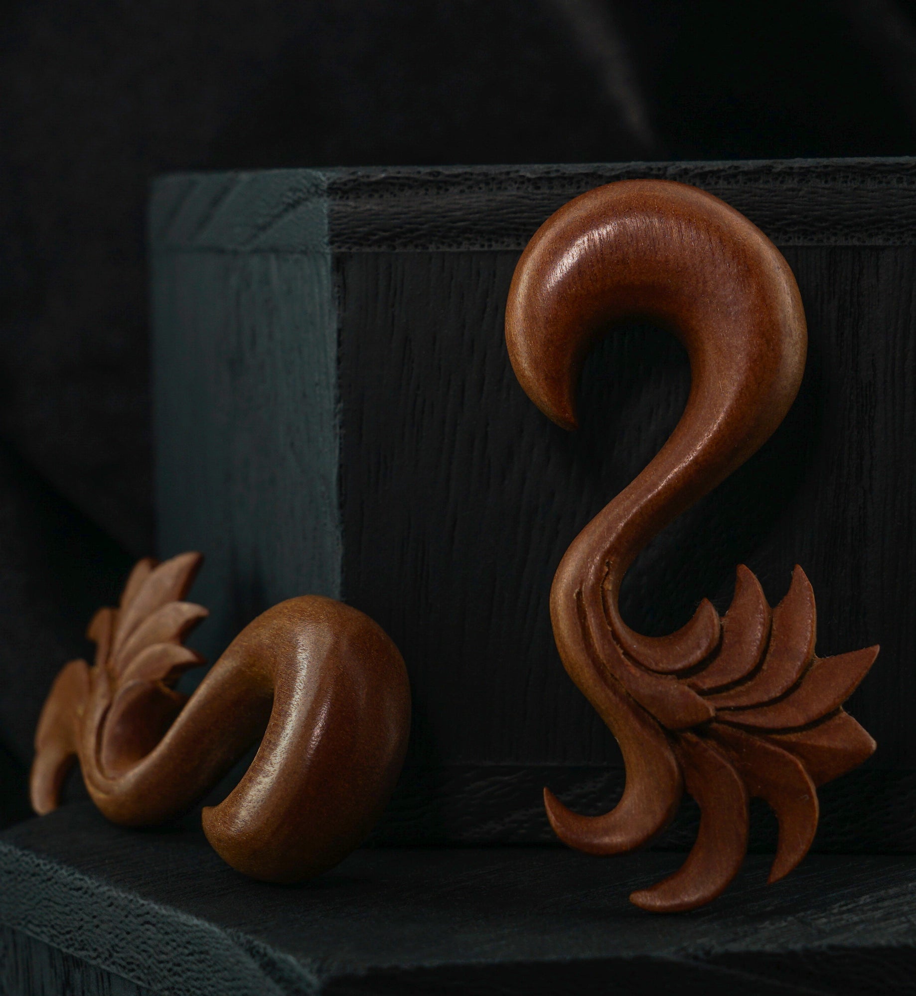 Palmetto Wooden Saba Hangers