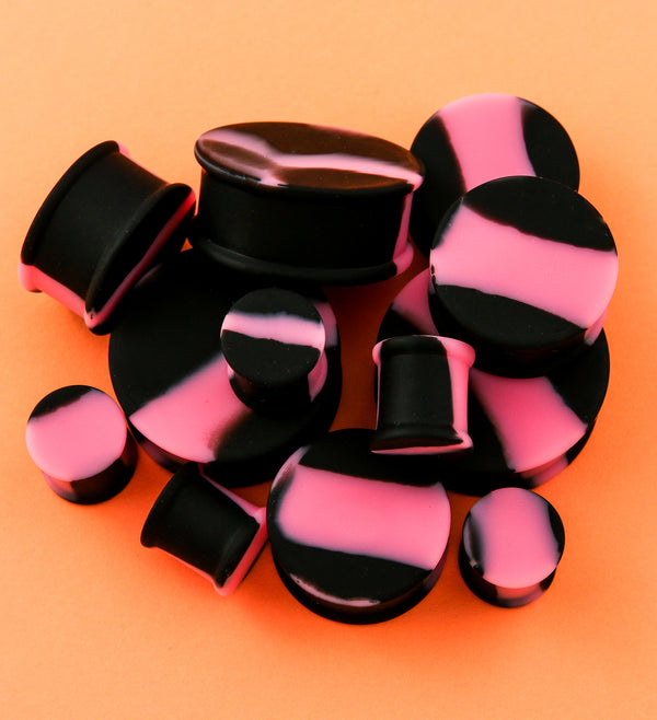 Pink And Black Double Flare Silicone Plugs