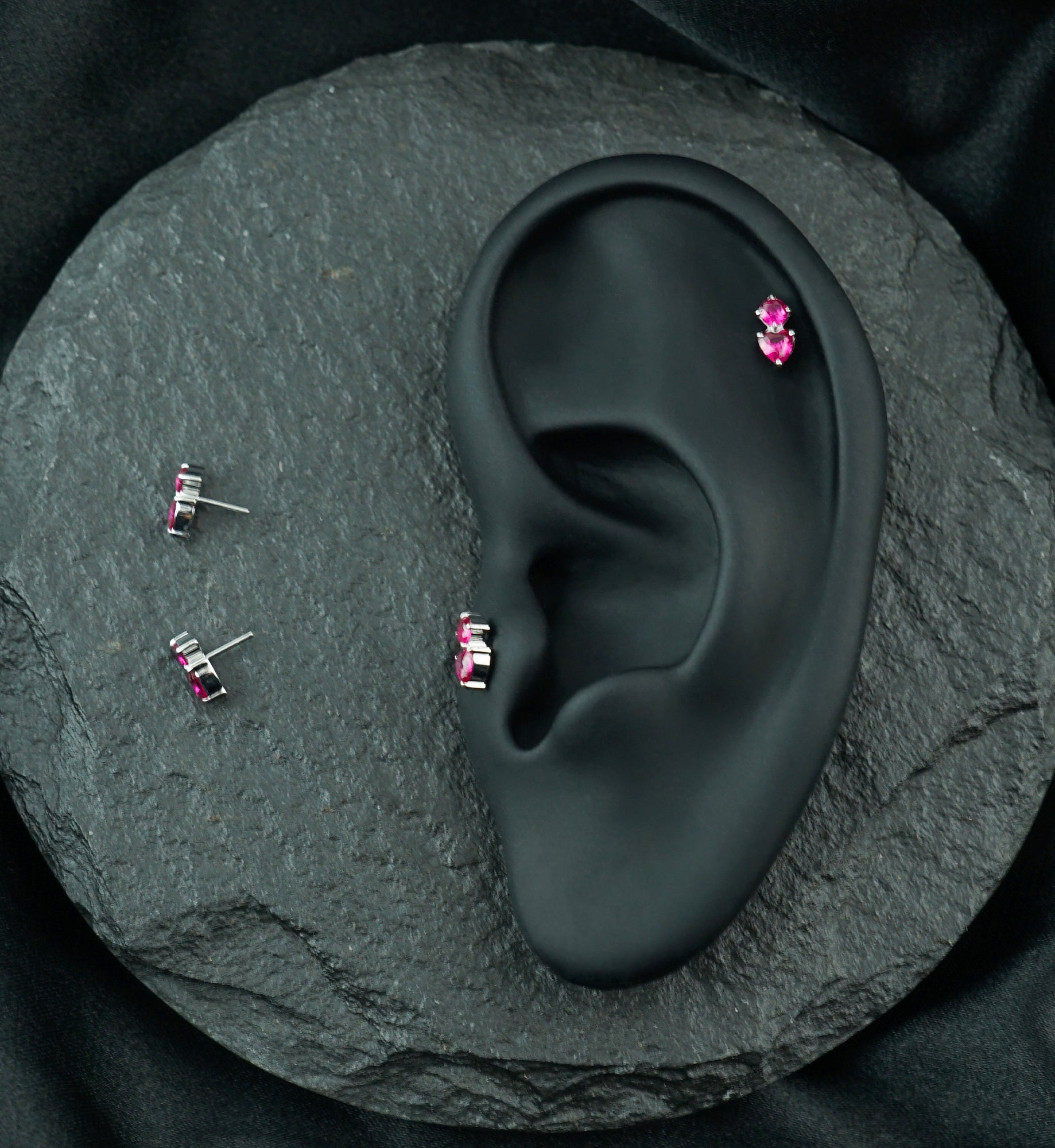 Platinum PVD Round and Heart Fuchsia CZ Titanium Threadless Top
